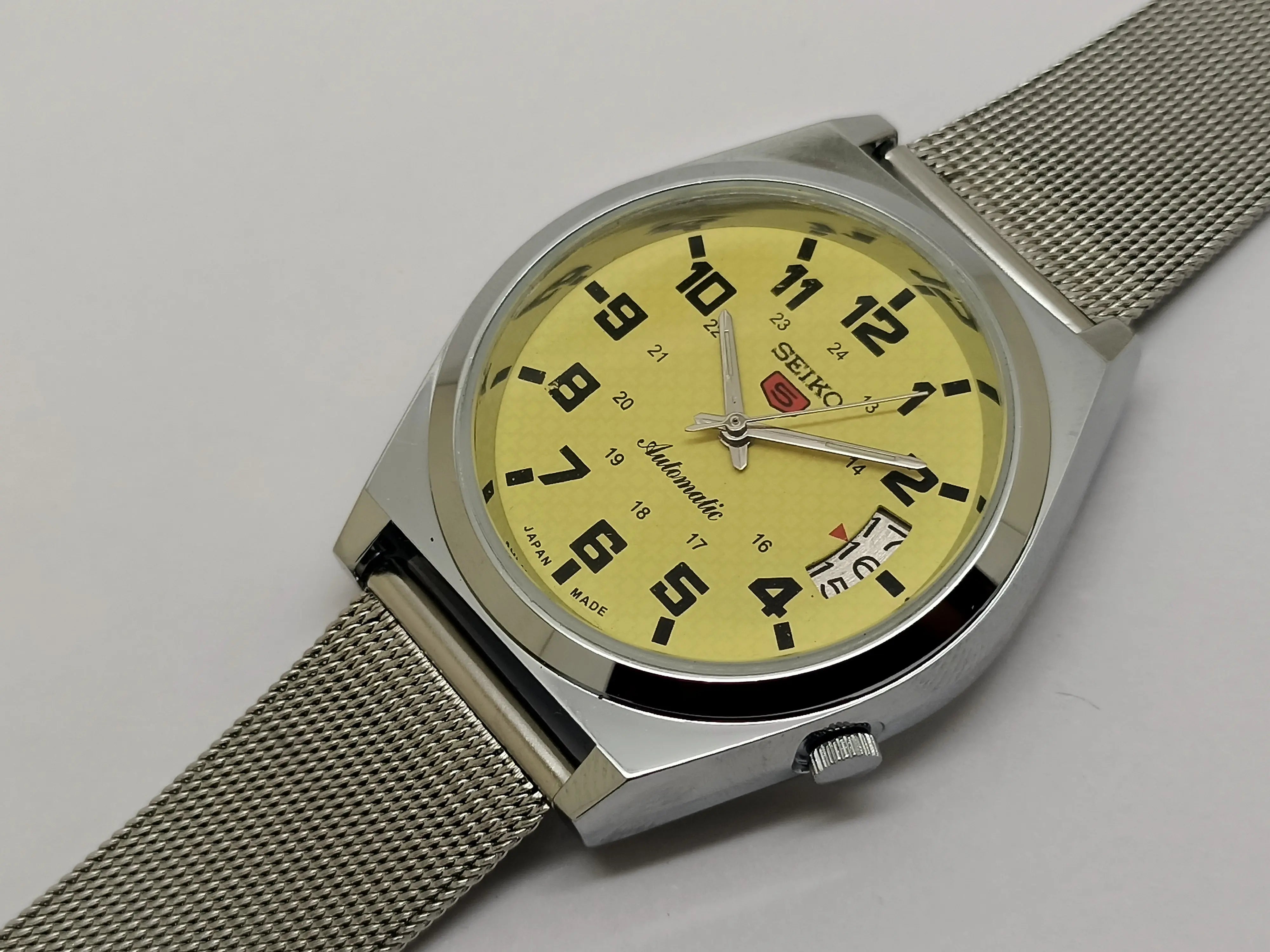 VINTAGE REFURBISHED SEIKO 5 AUTOMATIC JAPAN MENS DAY DATE WATCH - National Watches