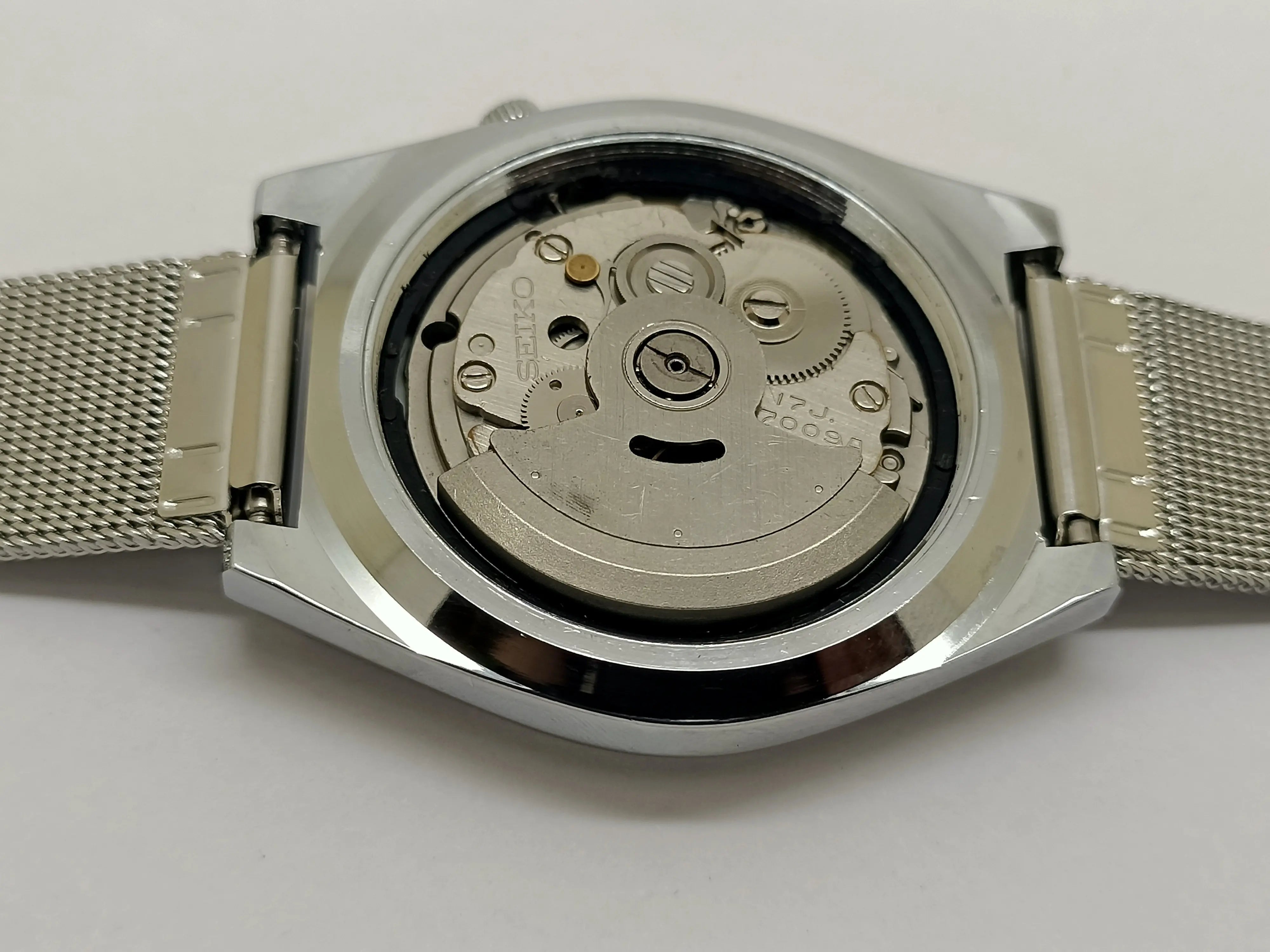 VINTAGE REFURBISHED SEIKO 5 AUTOMATIC JAPAN MENS DAY DATE WATCH - National Watches