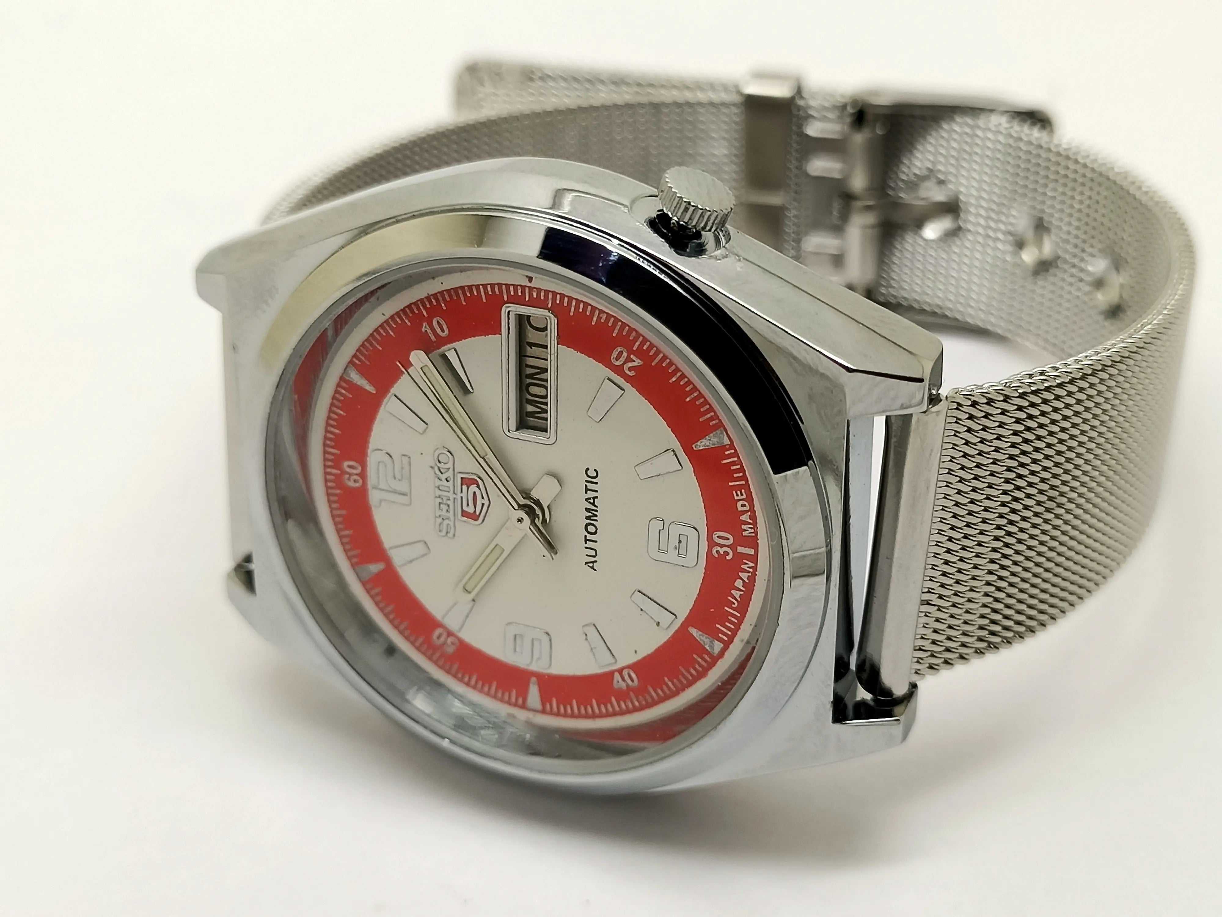 VINTAGE REFURBISHED SEIKO 5 AUTOMATIC JAPAN MENS DAY DATE WATCH - National Watches