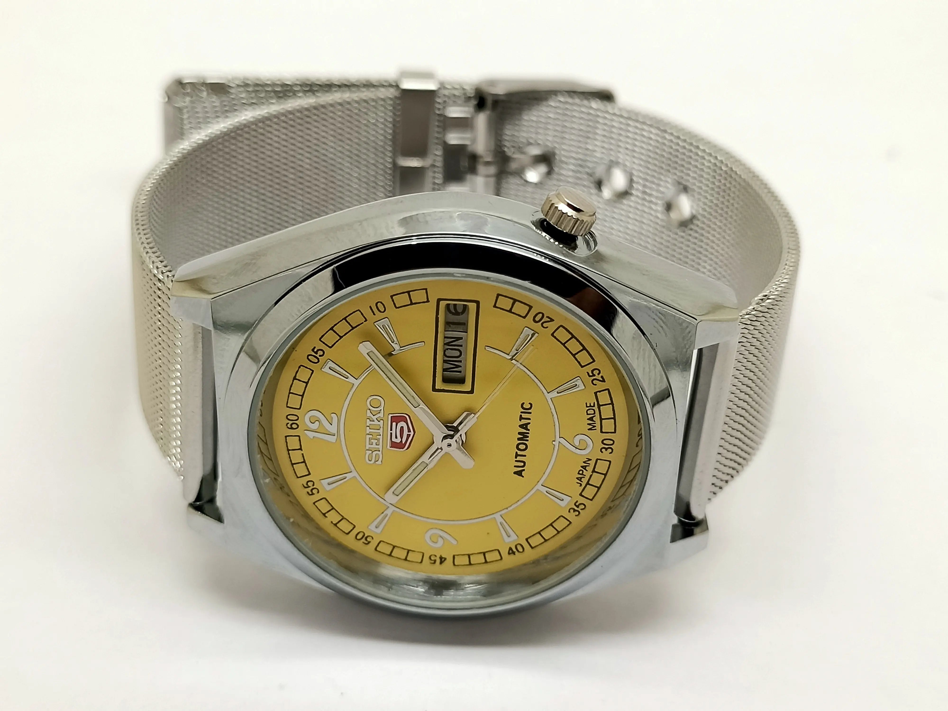 VINTAGE REFURBISHED SEIKO 5 AUTOMATIC JAPAN MENS DAY DATE WATCH - National Watches
