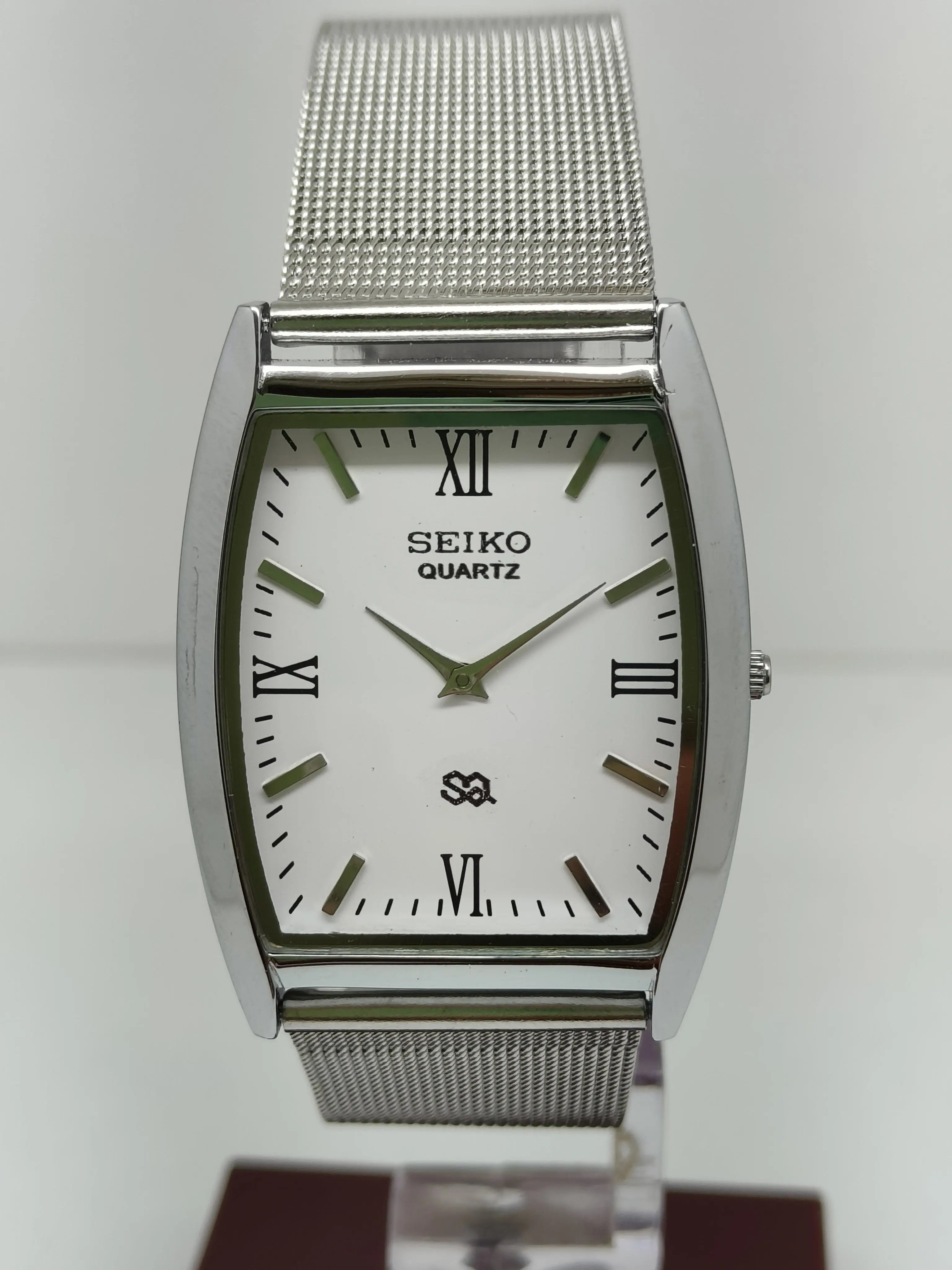 Seiko 5 Black Dial quartz Watch - National Watches