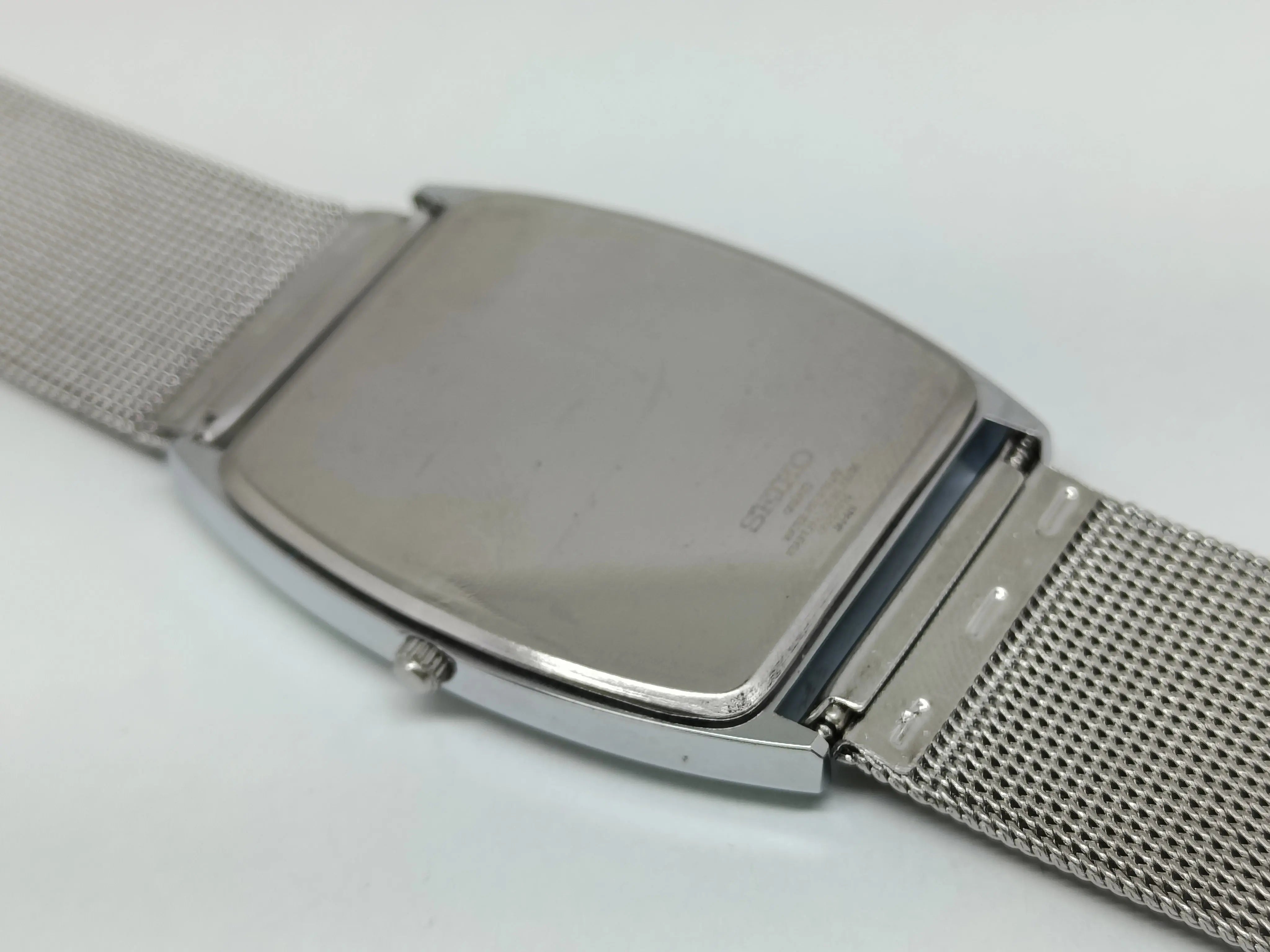 Seiko 5 Black Dial quartz Watch - National Watches