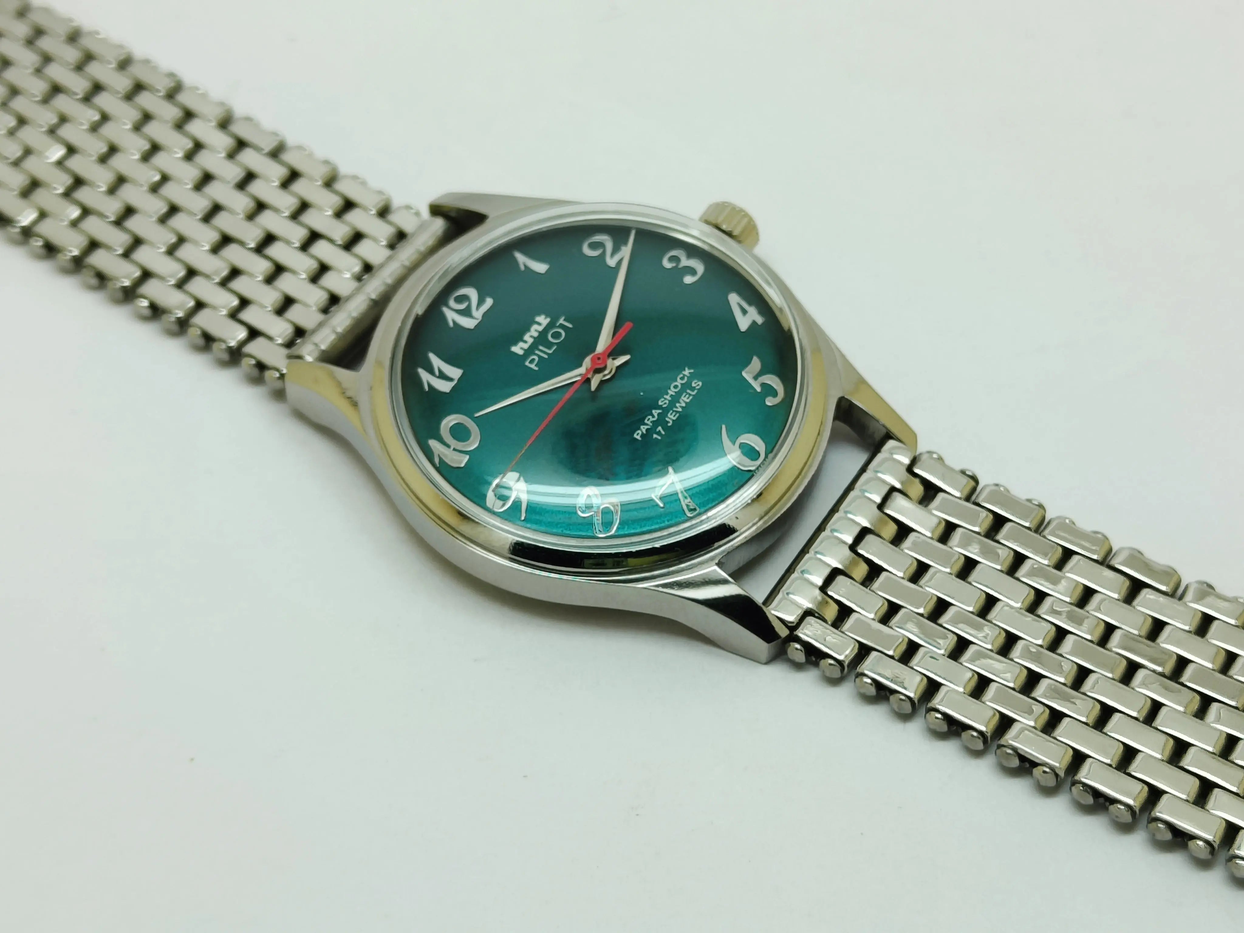 HMT Mechanical Vintage Watch – Refurbished Classic | Original Hand-Winding Timepiece National Watches