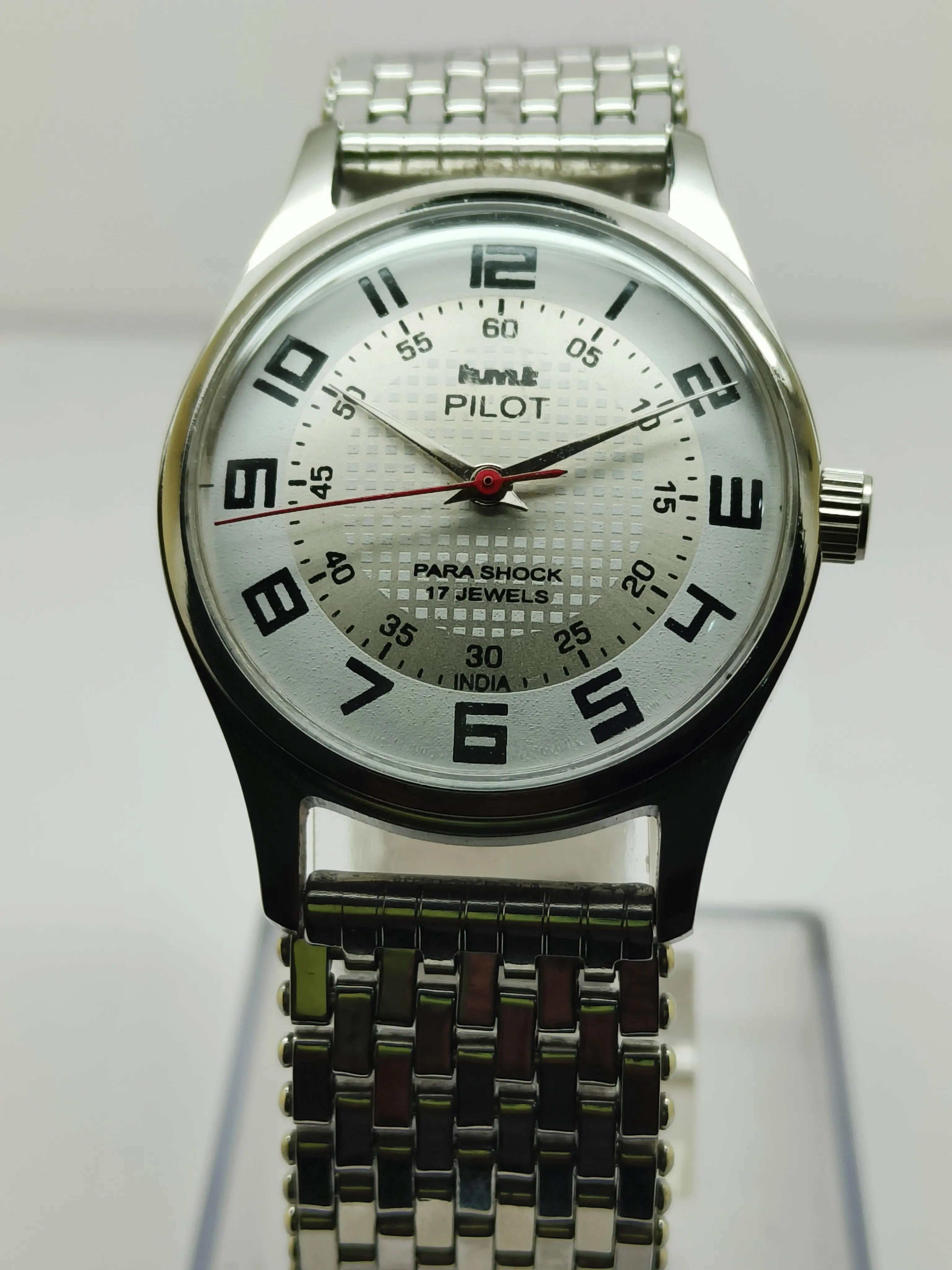 HMT Mechanical Vintage Watch – Refurbished Classic | Original Hand-Winding Timepiece National Watches