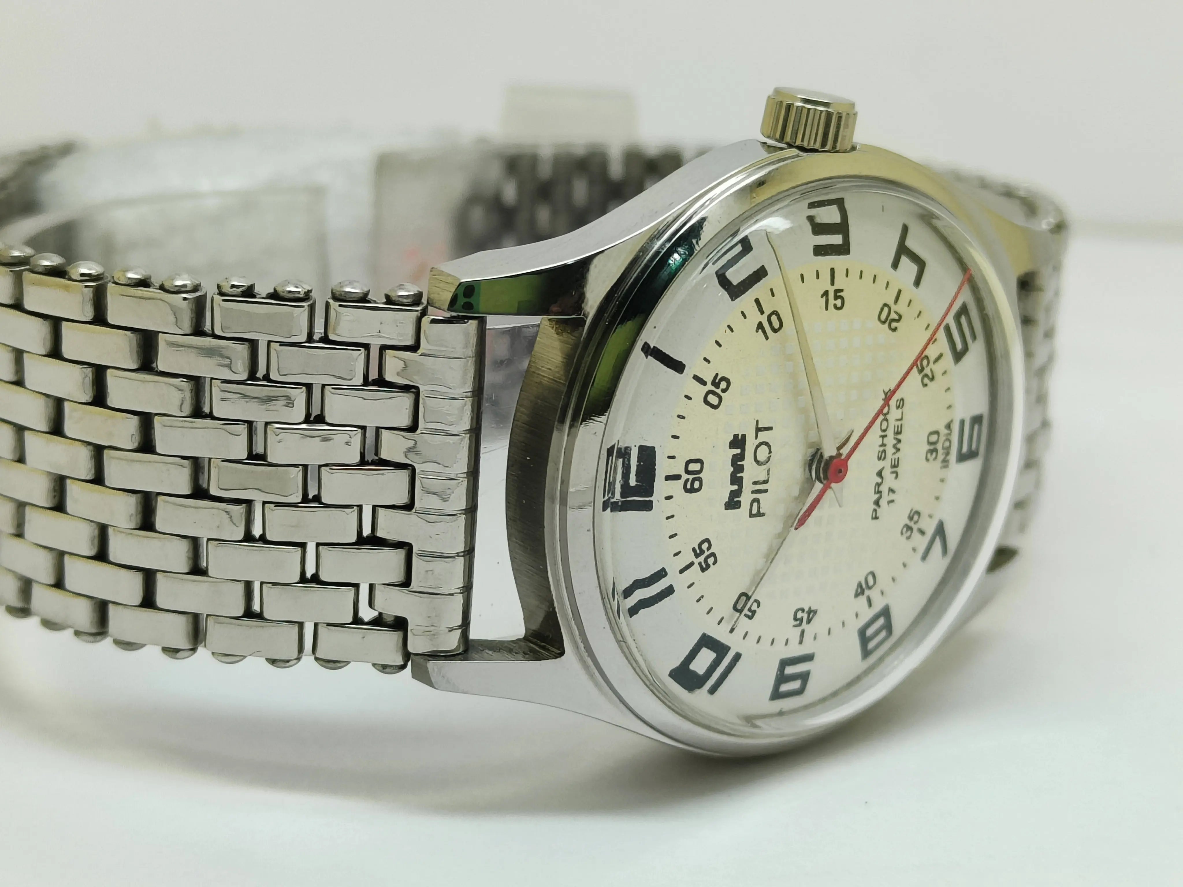 HMT Mechanical Vintage Watch – Refurbished Classic | Original Hand-Winding Timepiece National Watches