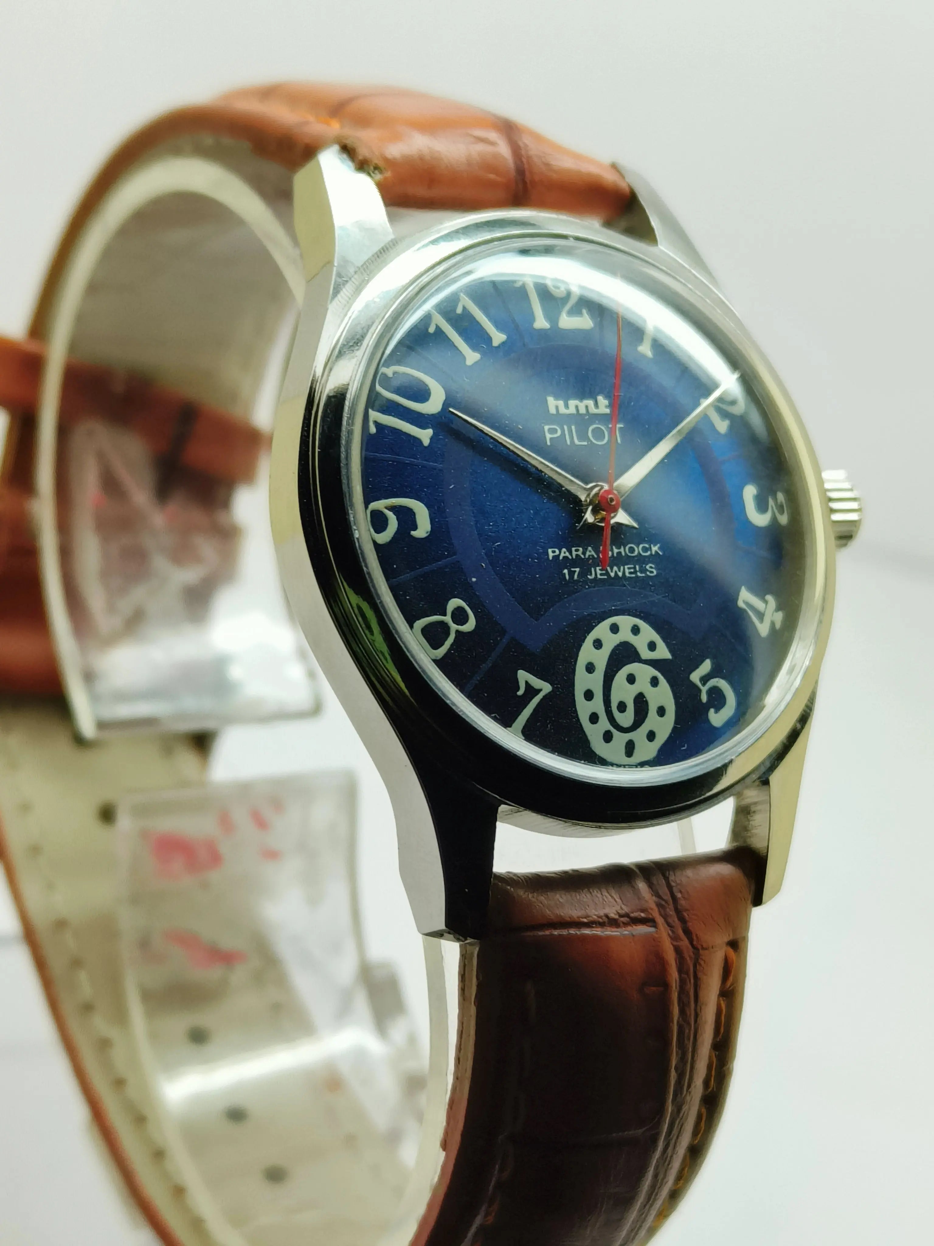 HMT Mechanical Vintage Watch – Refurbished Classic | Original Hand-Winding Timepiece National Watches