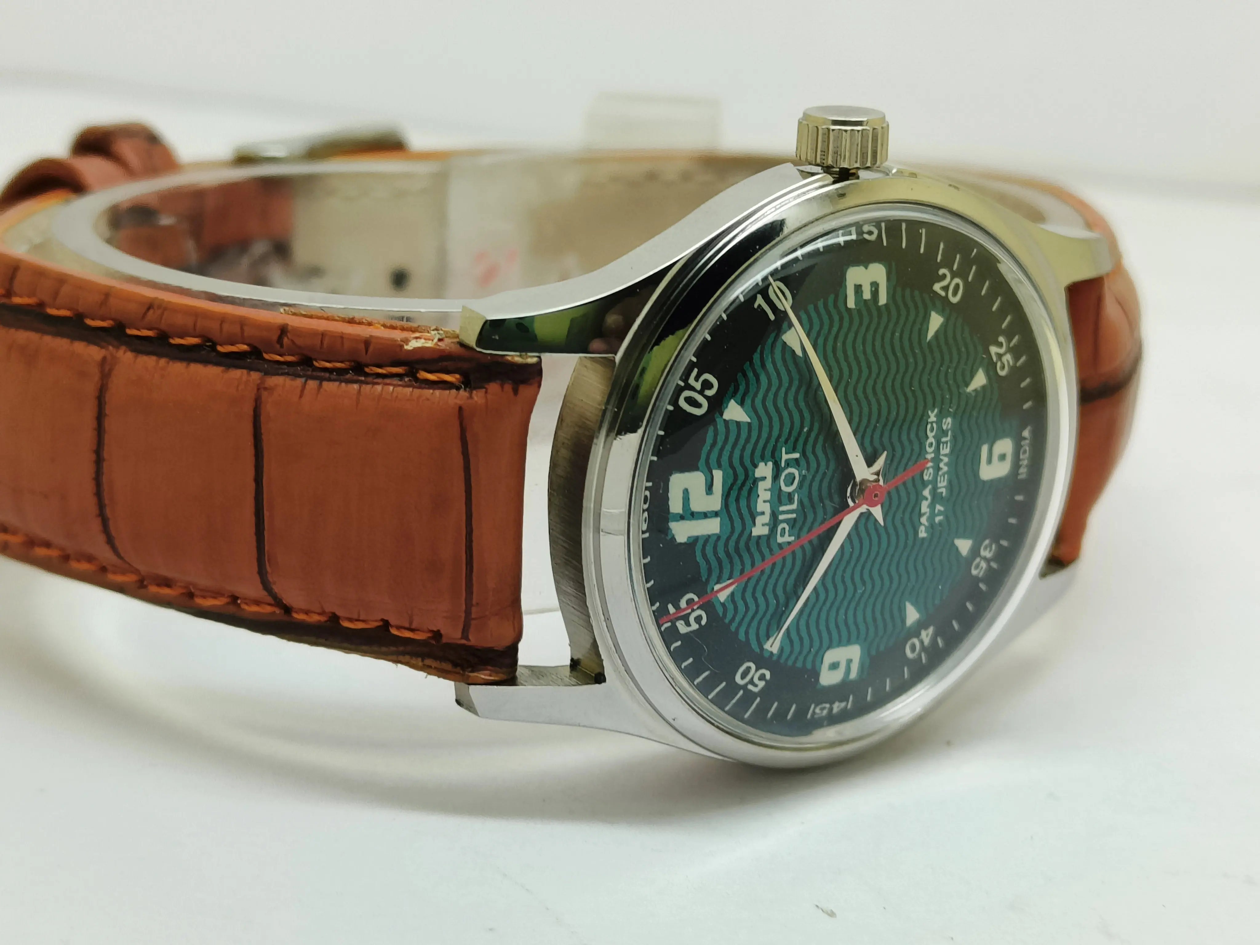 HMT Mechanical Vintage Watch – Refurbished Classic | Original Hand-Winding Timepiece National Watches