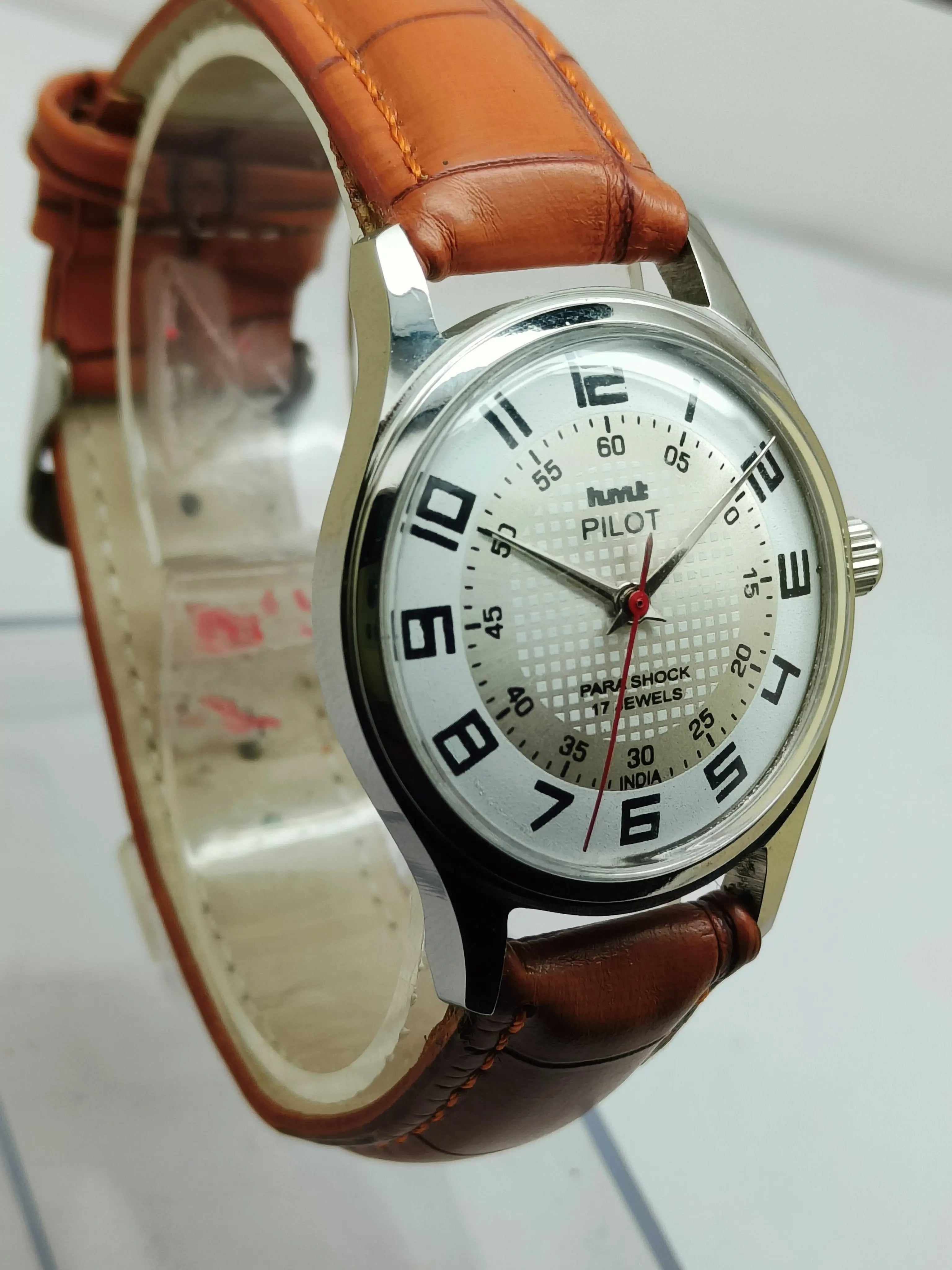 HMT Mechanical Vintage Watch – Refurbished Classic | Original Hand-Winding Timepiece National Watches