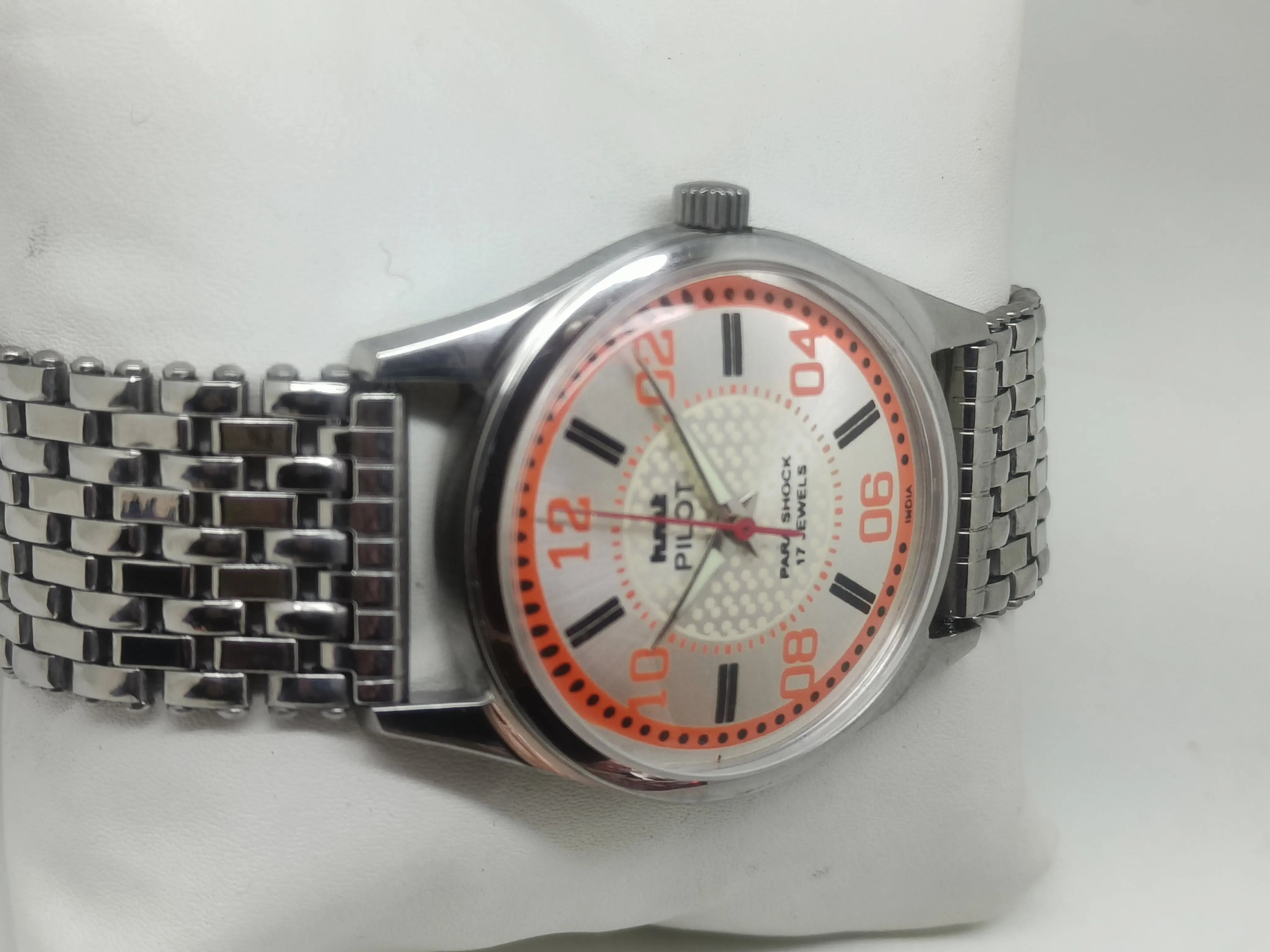 HMT Mechanical Vintage Watch – Refurbished Classic | Original Hand-Winding Timepiece National Watches