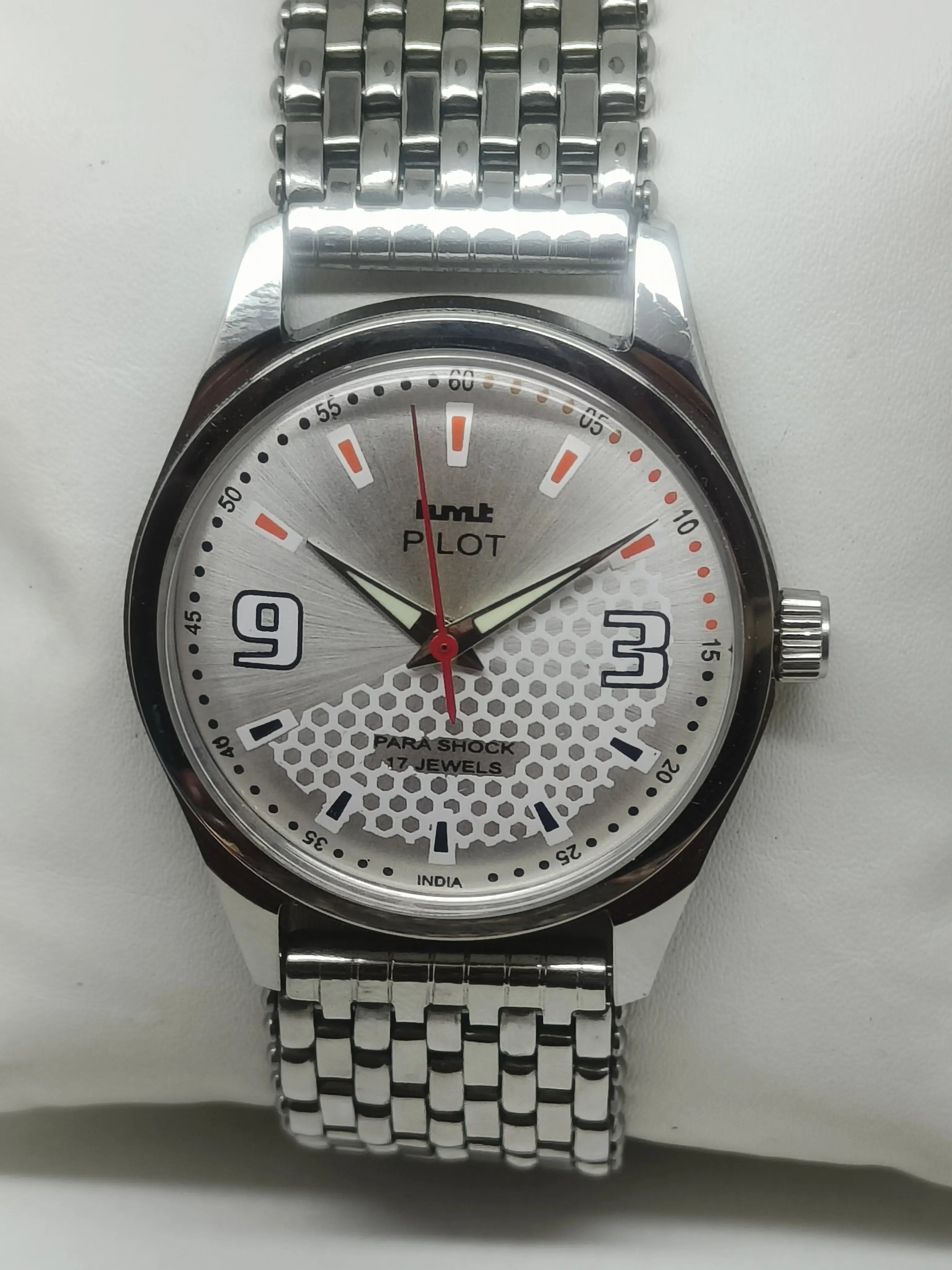 HMT Mechanical Vintage Watch – Refurbished Classic | Original Hand-Winding Timepiece National Watches
