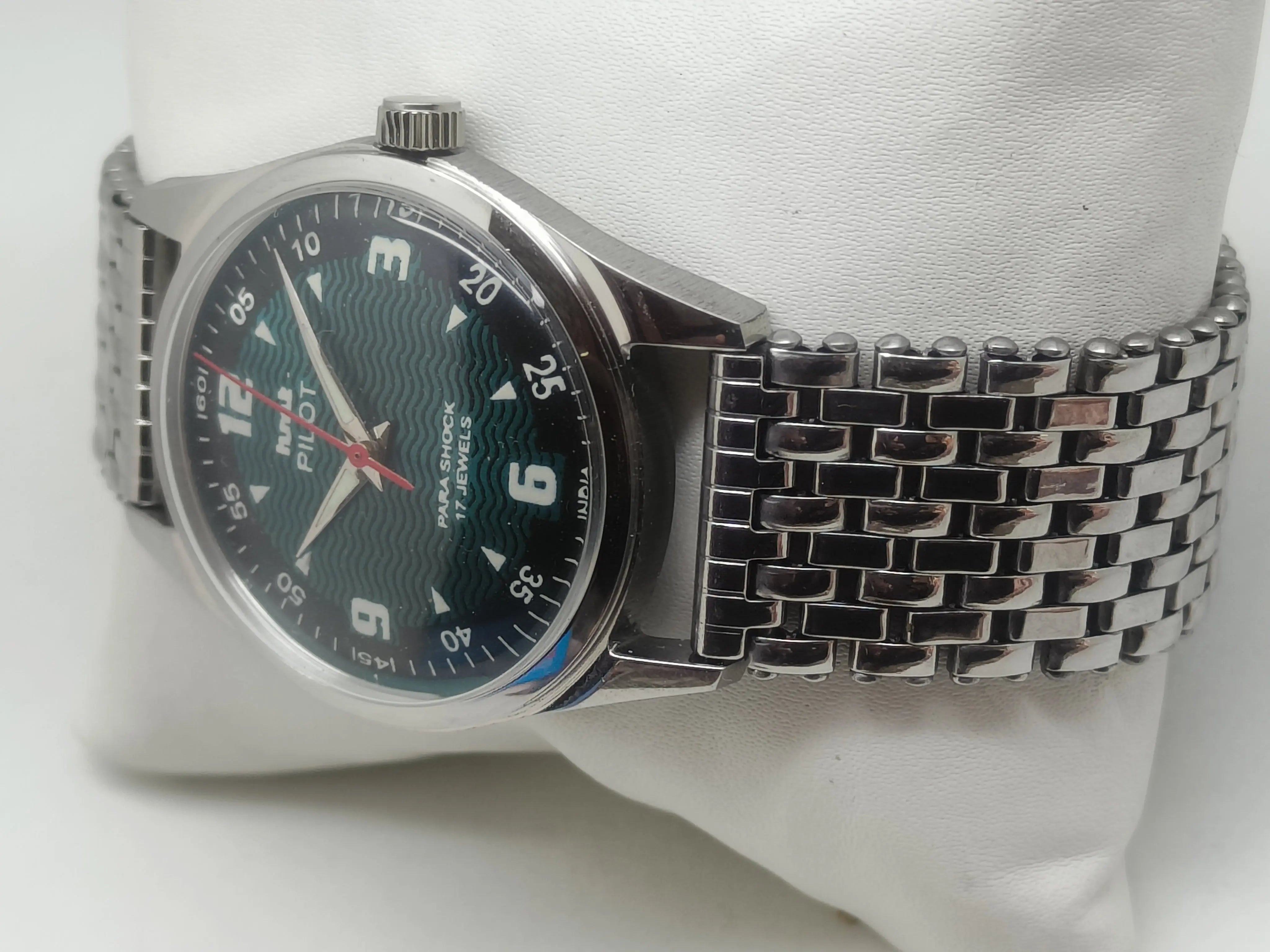HMT Mechanical Vintage Watch – Refurbished Classic | Original Hand-Winding Timepiece National Watches
