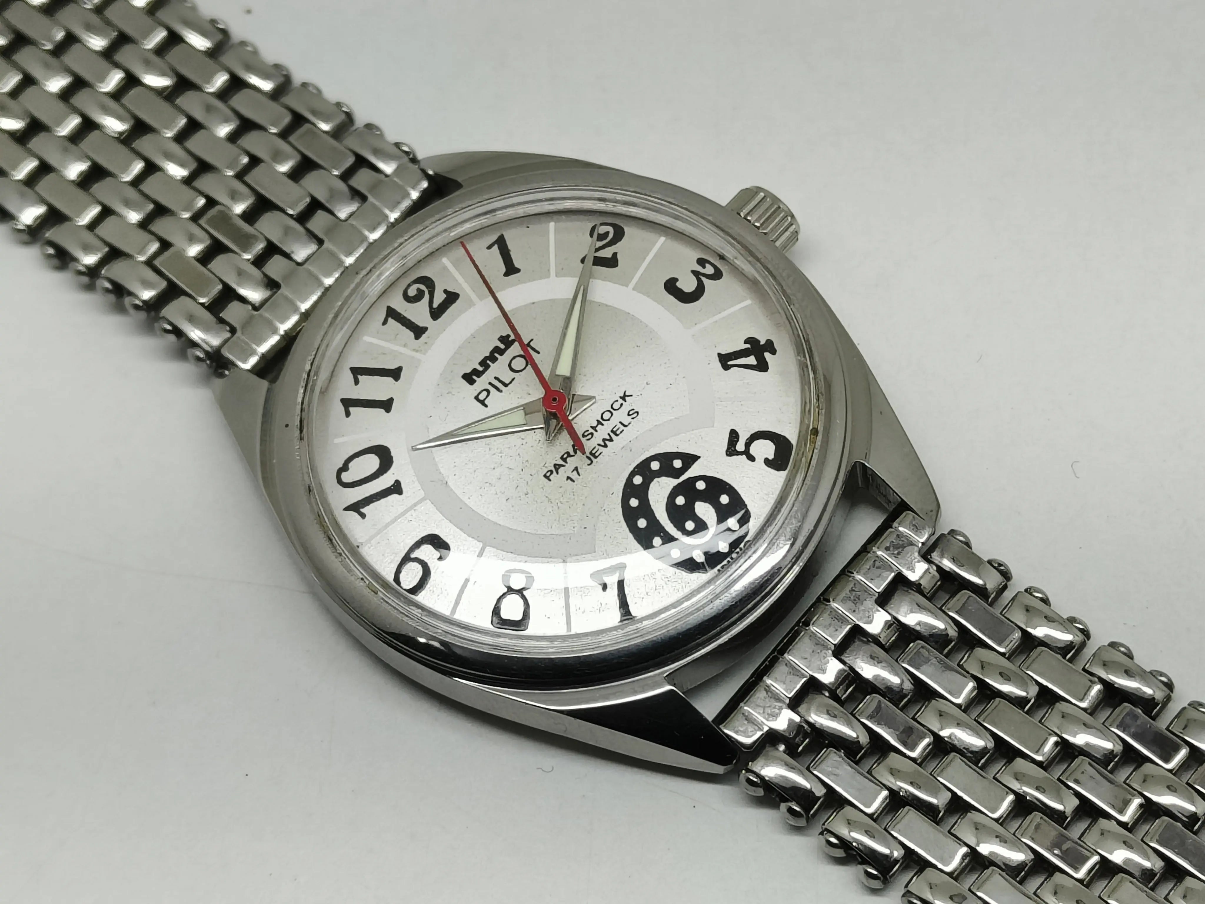HMT Mechanical Vintage Watch – Refurbished Classic | Original Hand-Winding Timepiece National Watches