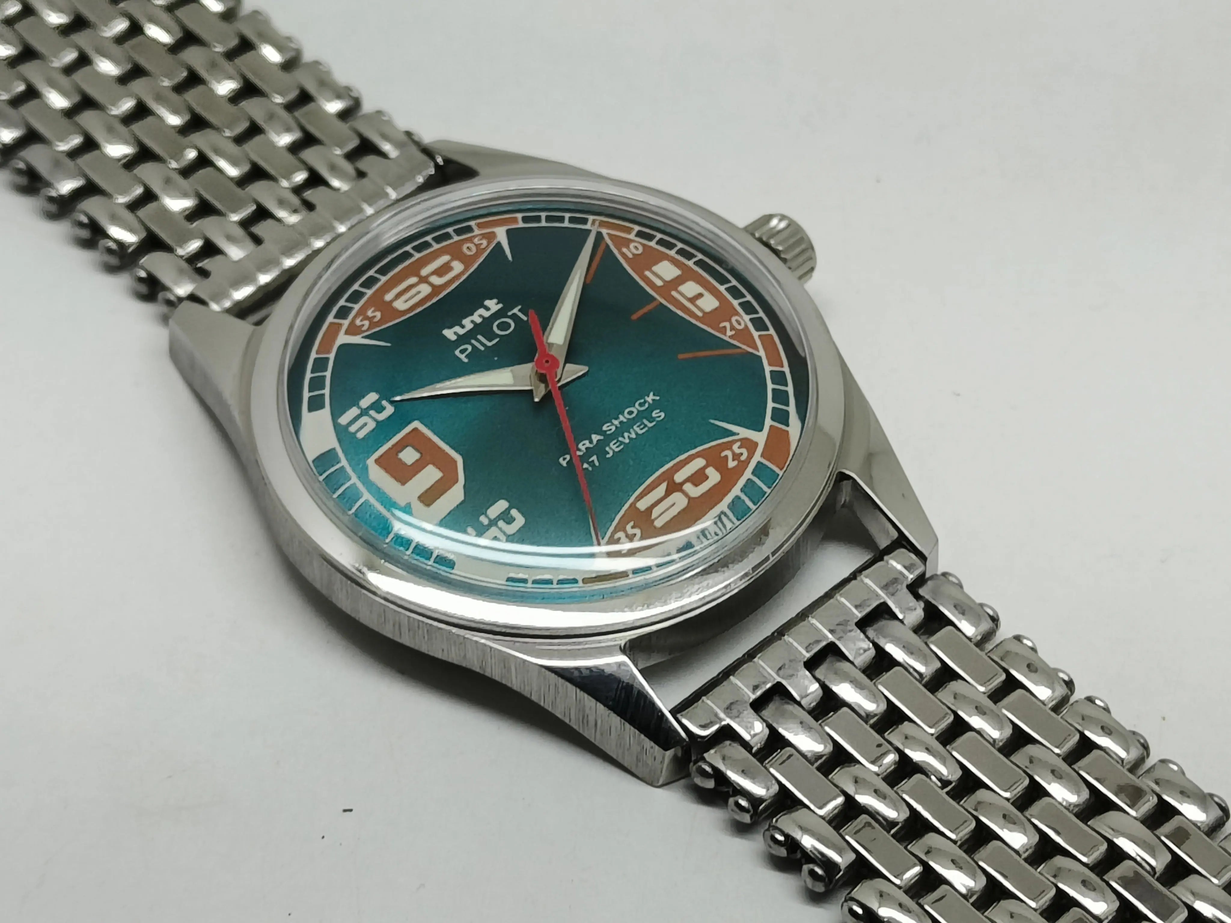 HMT Mechanical Vintage Watch – Refurbished Classic | Original Hand-Winding Timepiece National Watches