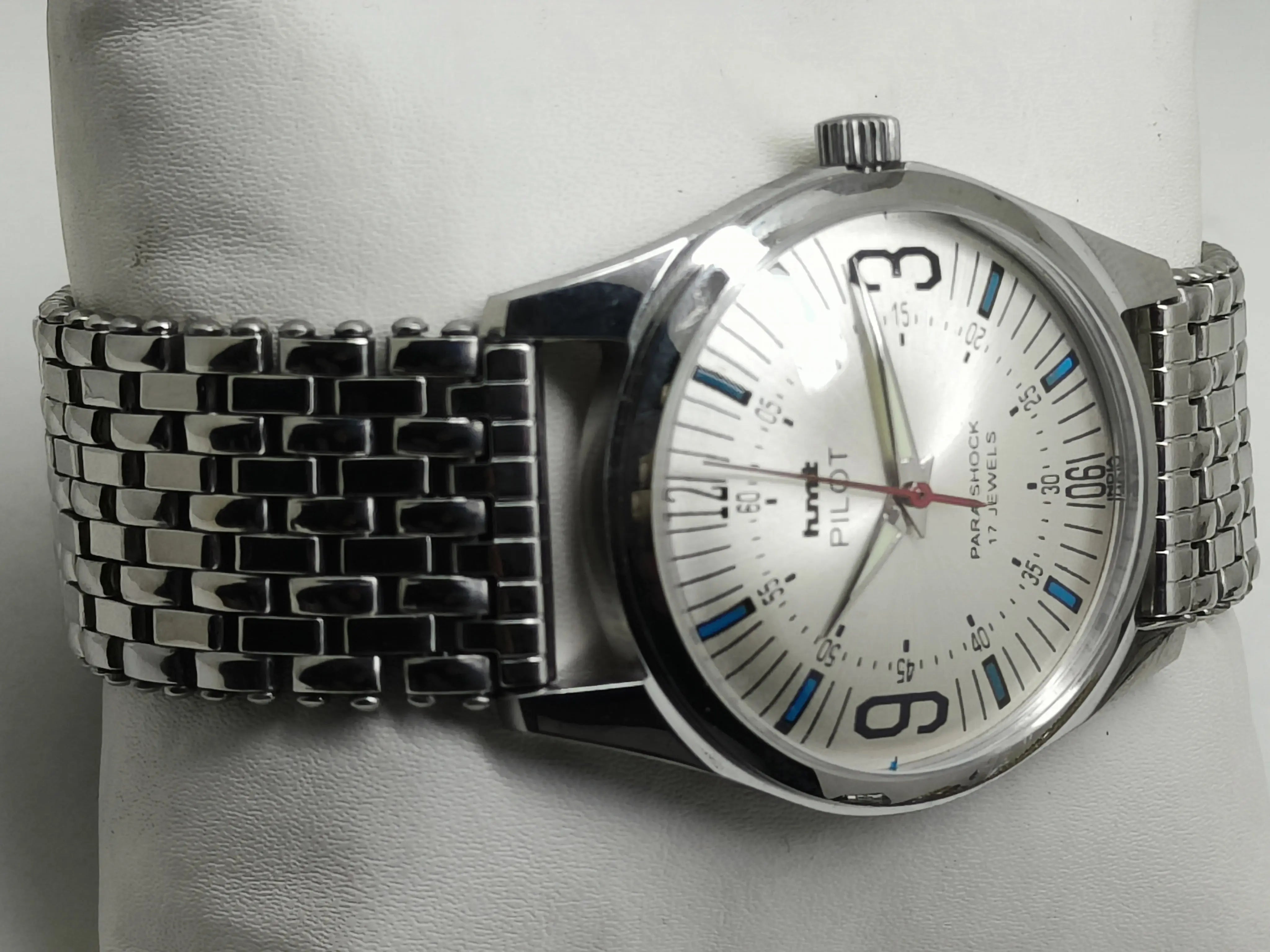 HMT Mechanical Vintage Watch – Refurbished Classic | Original Hand-Winding Timepiece National Watches