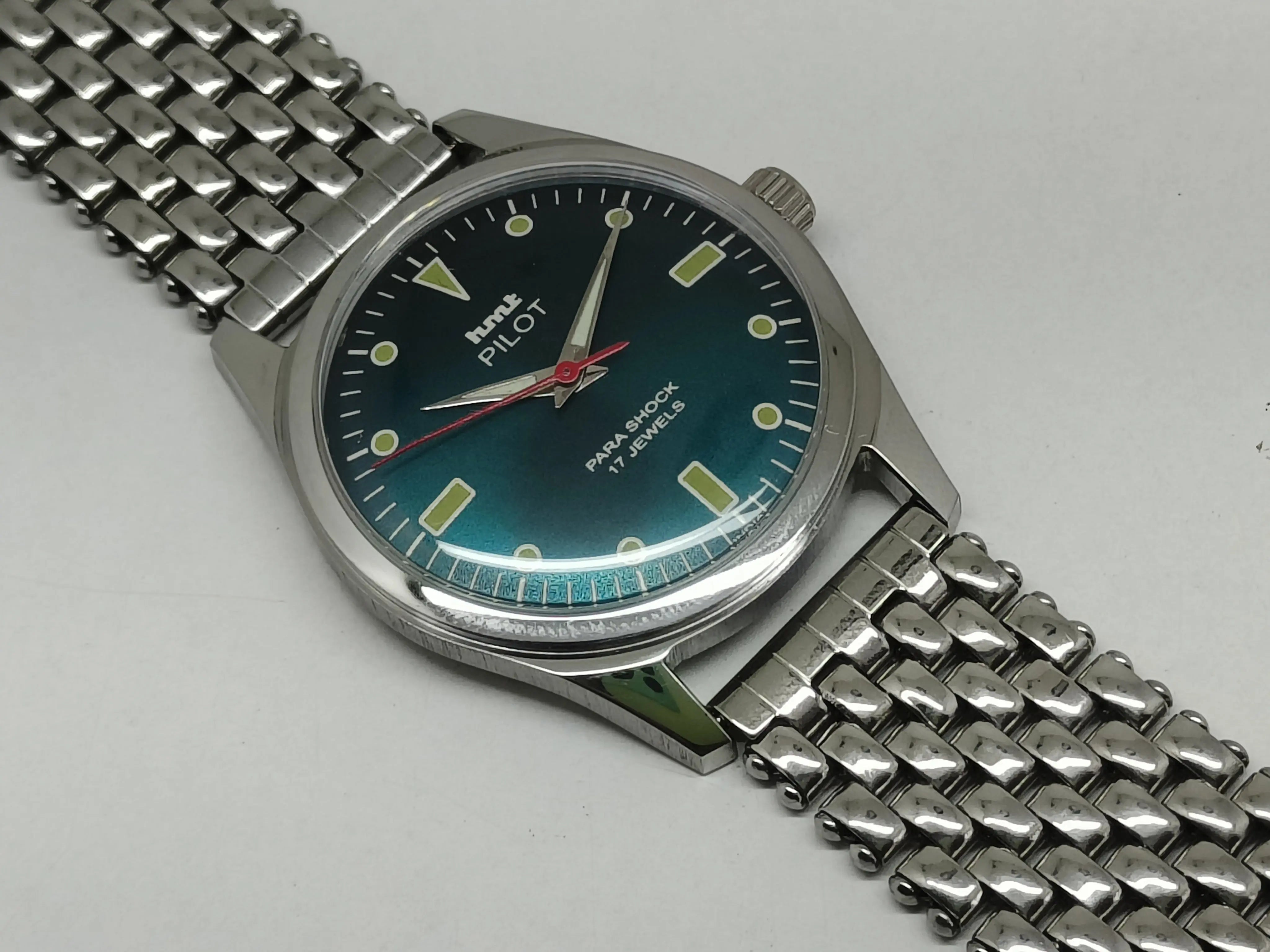 HMT Mechanical Vintage Watch – Refurbished Classic | Original Hand-Winding Timepiece National Watches