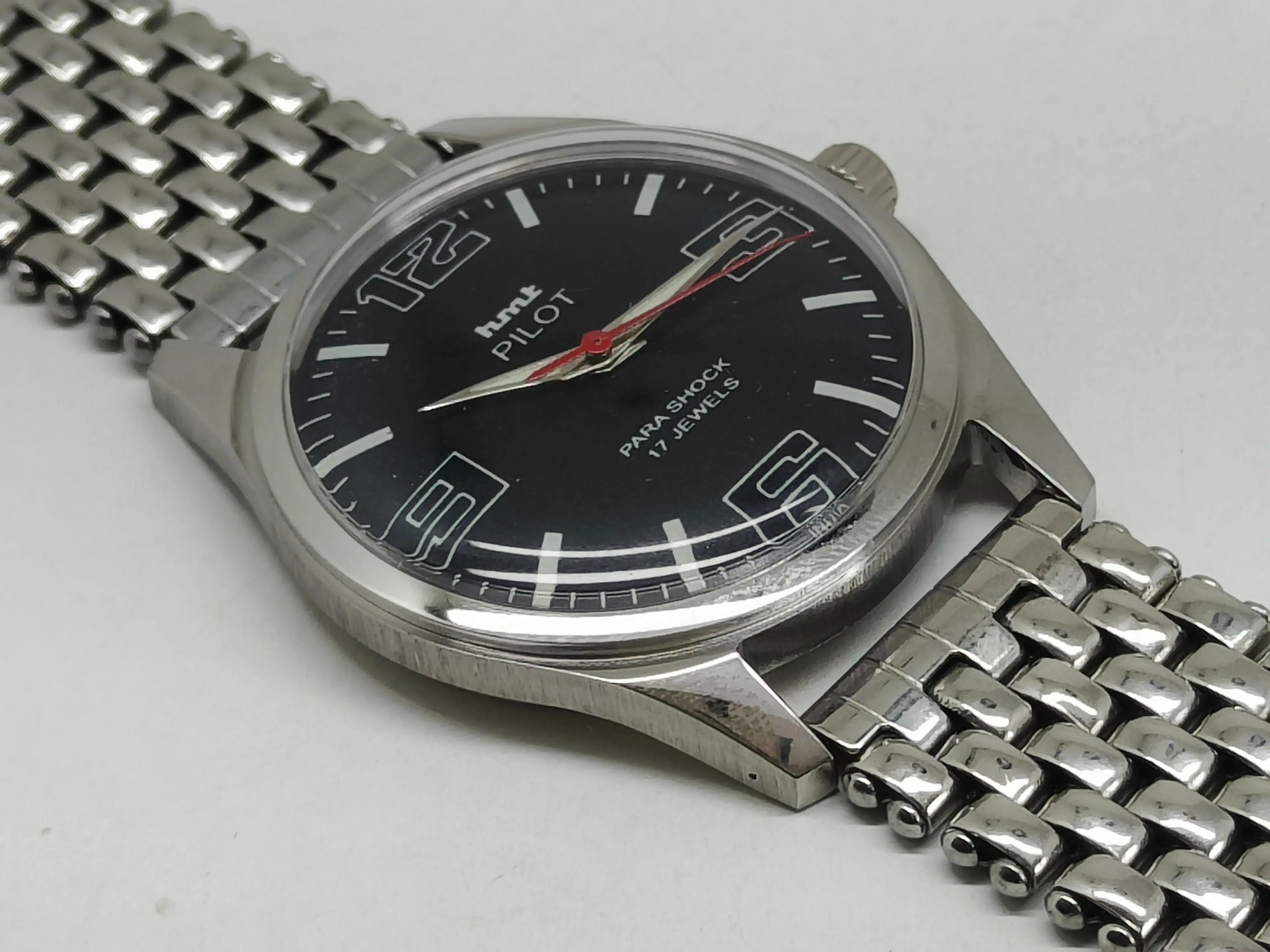 HMT Mechanical Vintage Watch – Refurbished Classic | Original Hand-Winding Timepiece National Watches