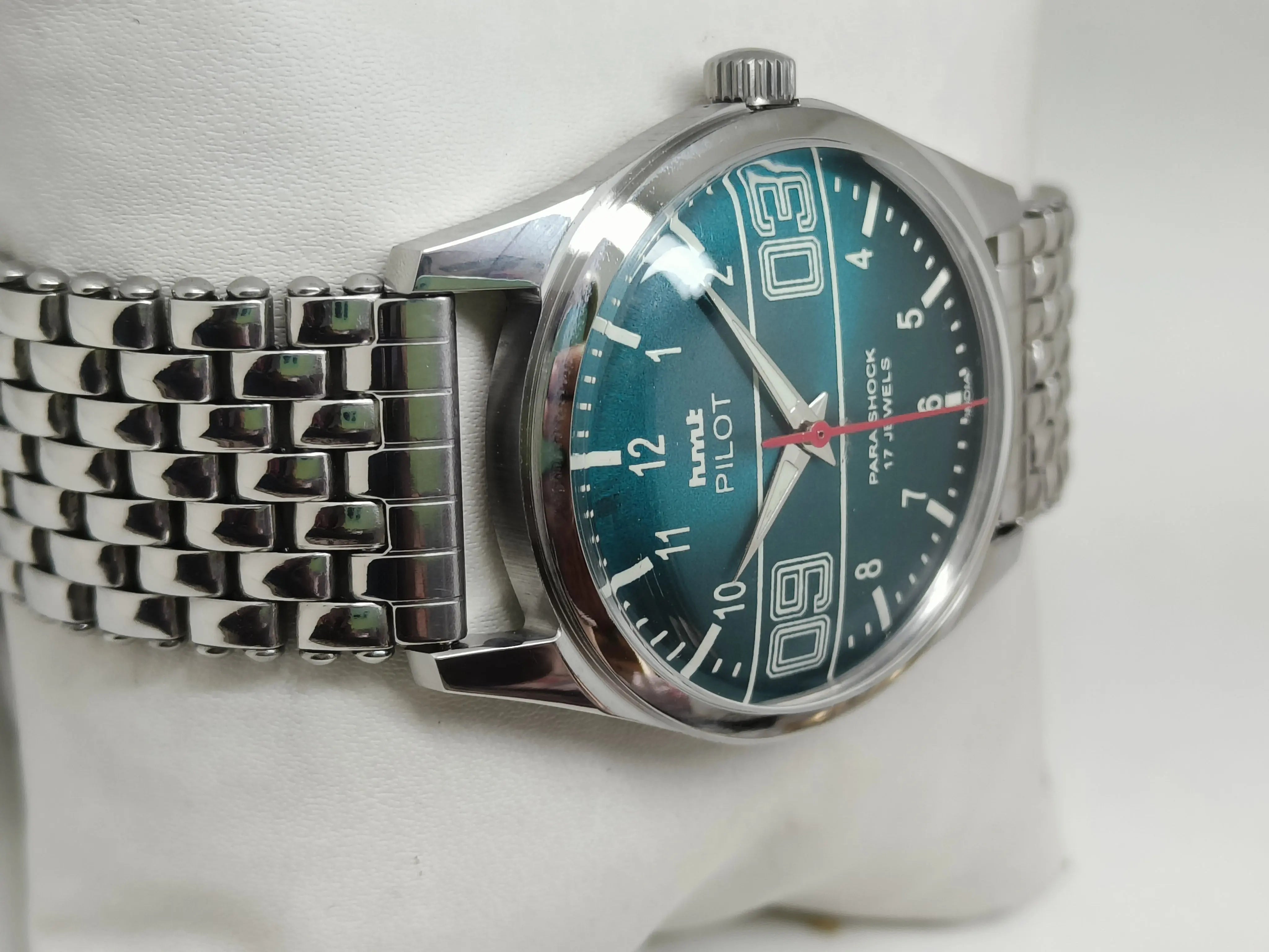 HMT Mechanical Vintage Watch – Refurbished Classic | Original Hand-Winding Timepiece National Watches