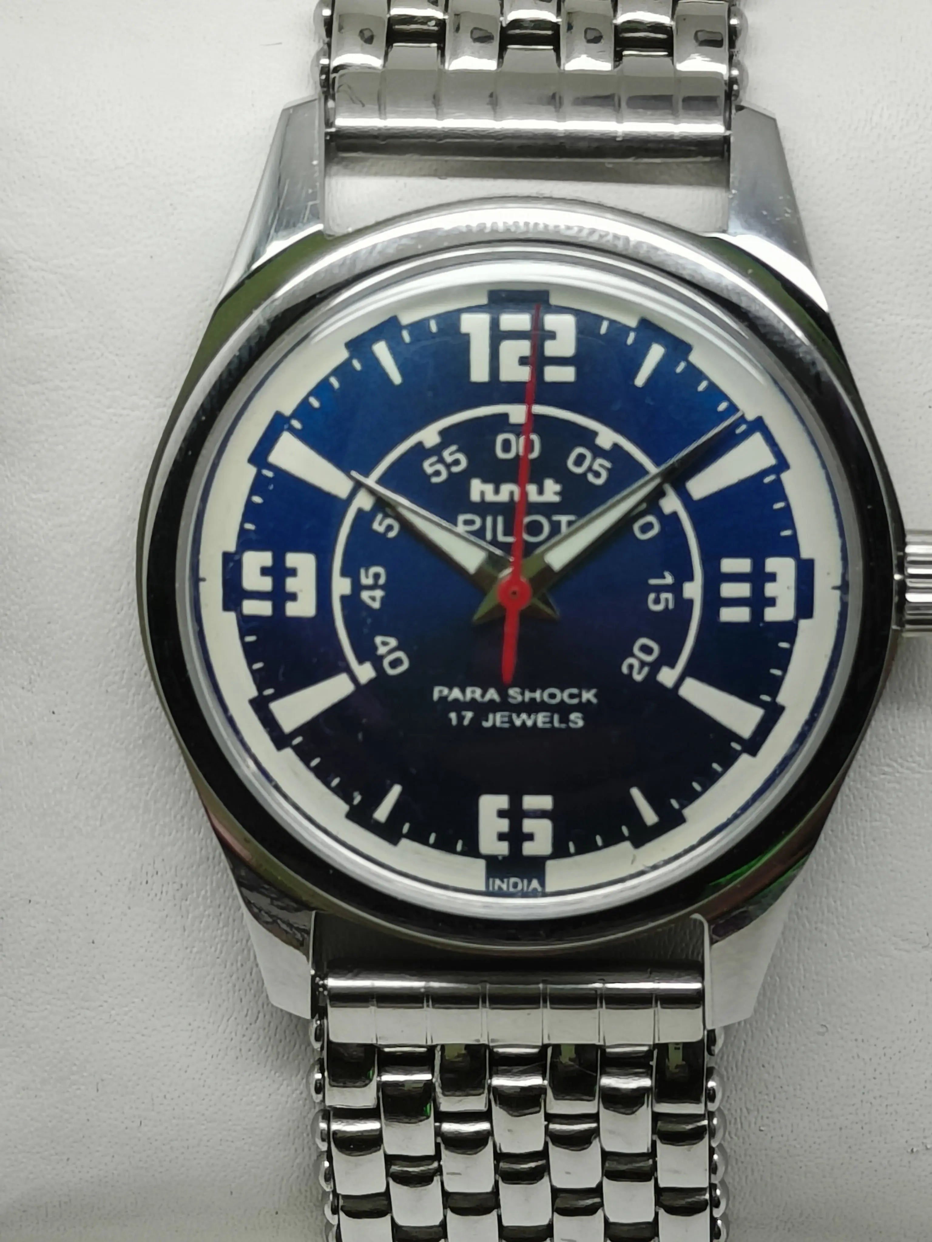 HMT Mechanical Vintage Watch – Refurbished Classic | Original Hand-Winding Timepiece National Watches