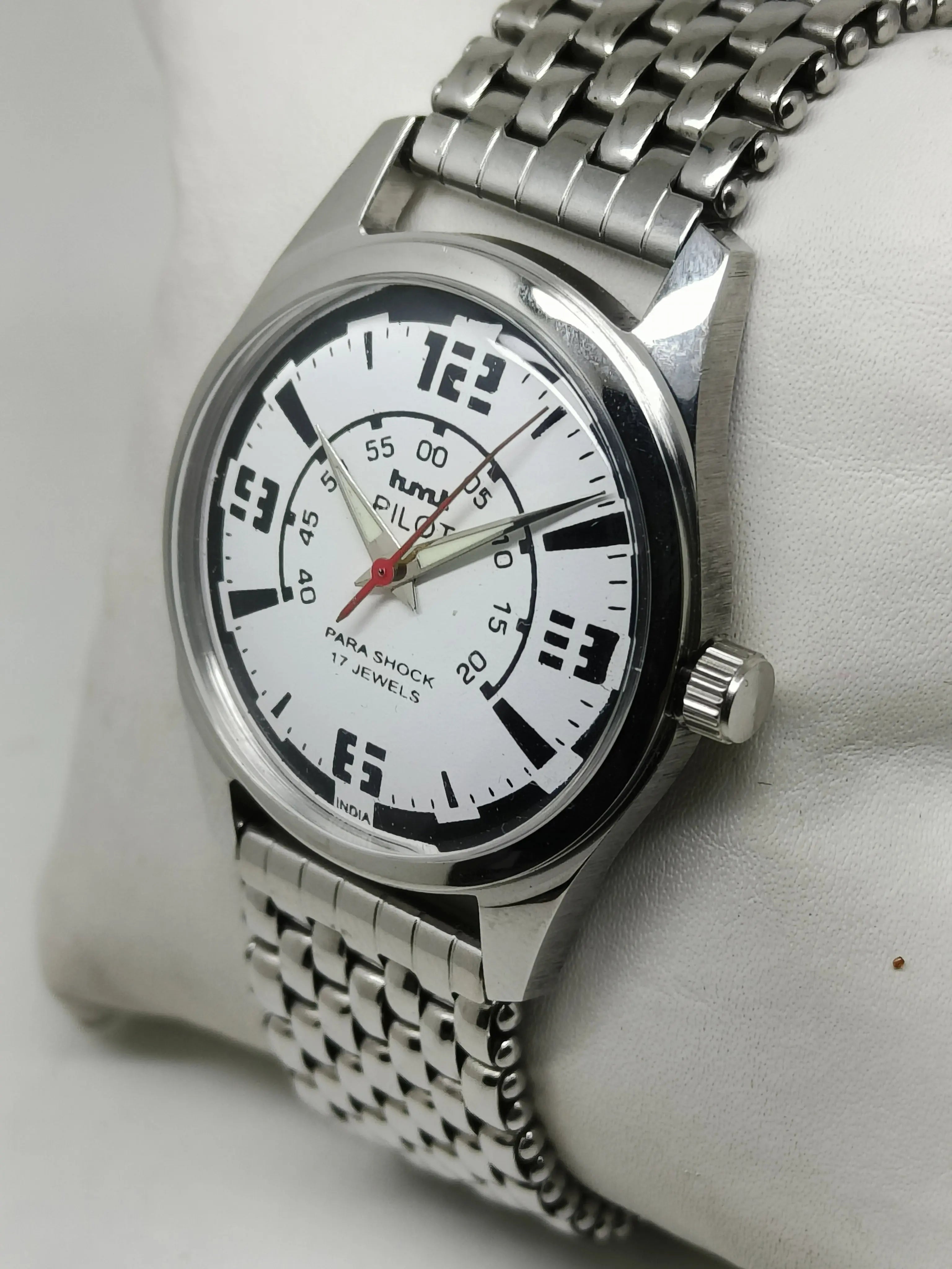 HMT Mechanical Vintage Watch – Refurbished Classic | Original Hand-Winding Timepiece National Watches