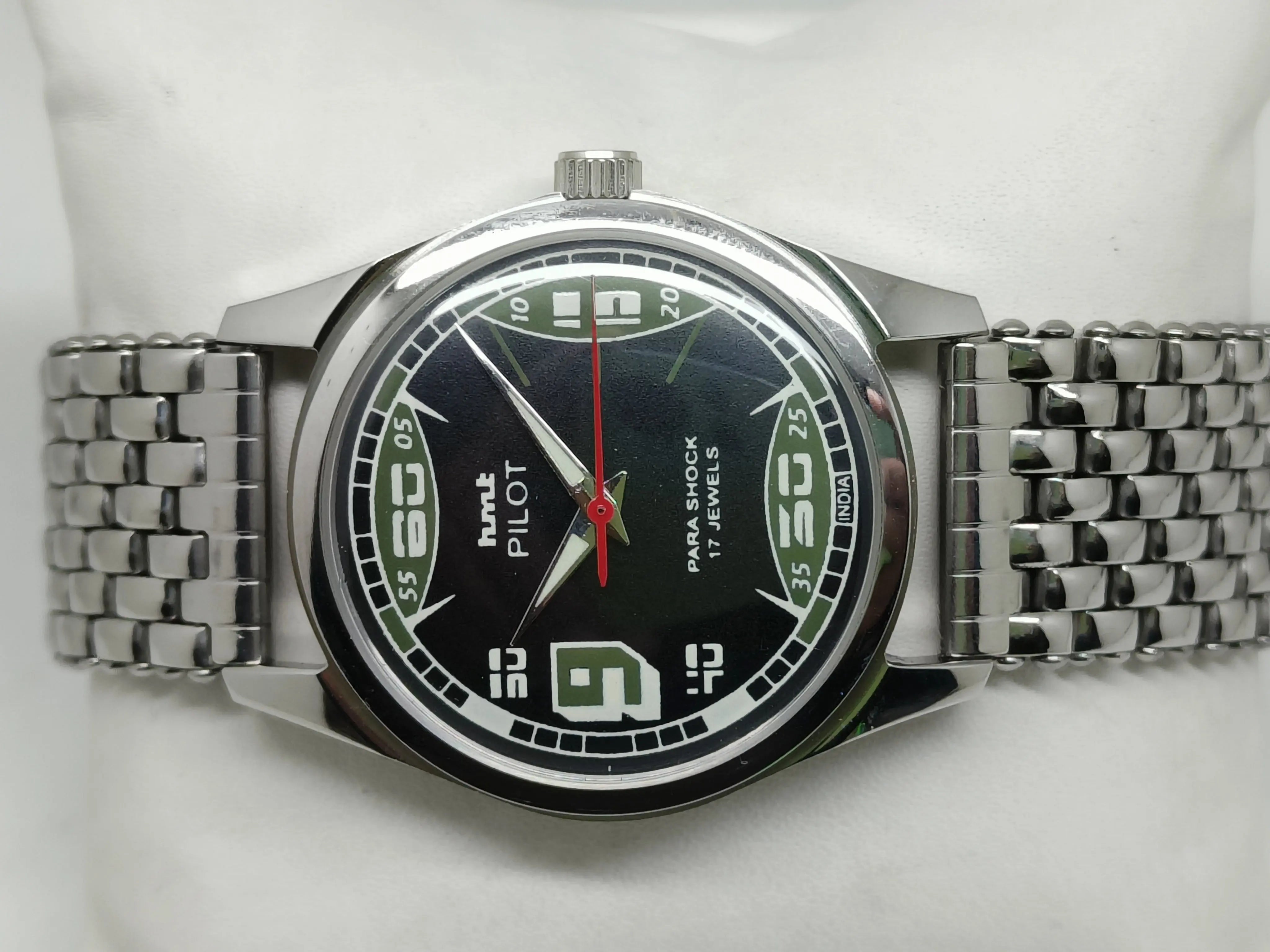HMT Mechanical Vintage Watch – Refurbished Classic | Original Hand-Winding Timepiece National Watches