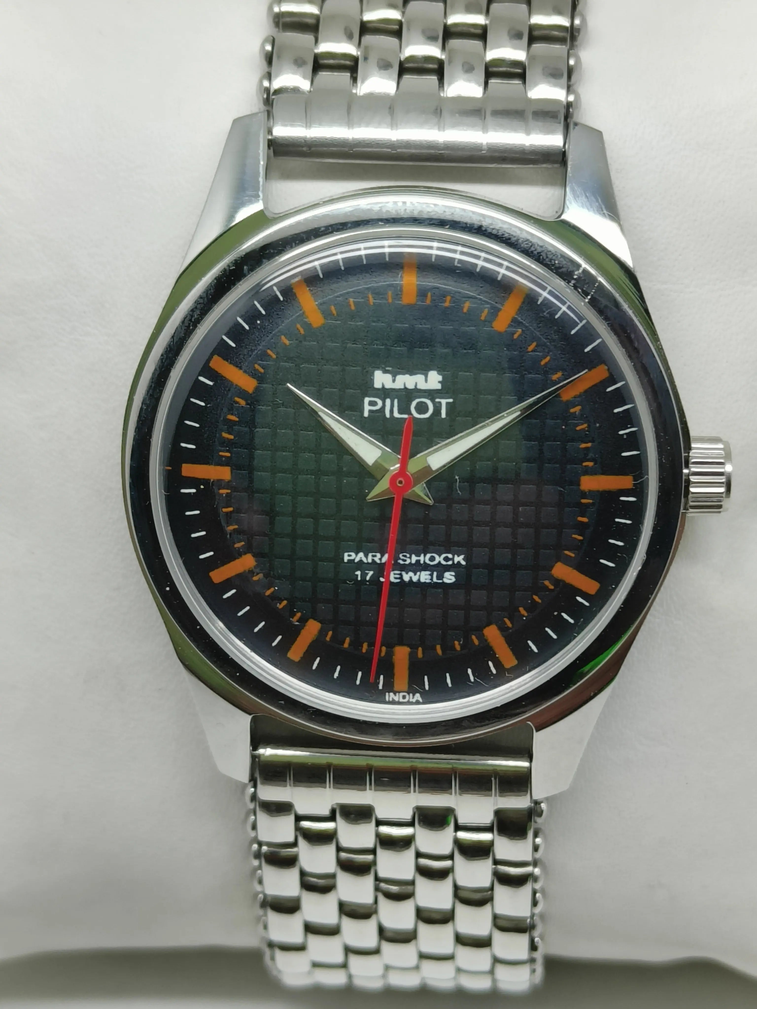 HMT Mechanical Vintage Watch – Refurbished Classic | Original Hand-Winding Timepiece National Watches