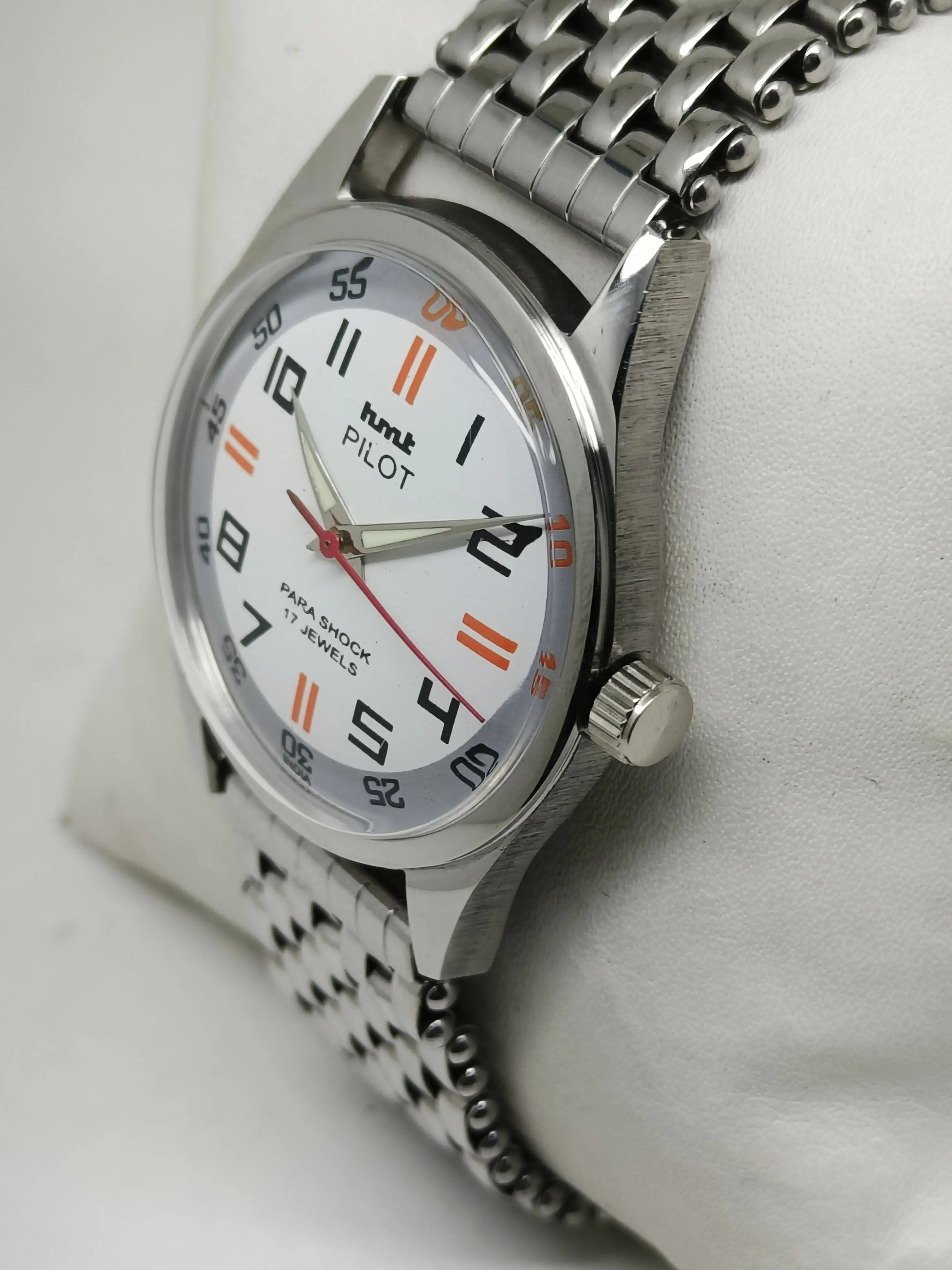 HMT Mechanical Vintage Watch – Refurbished Classic | Original Hand-Winding Timepiece National Watches