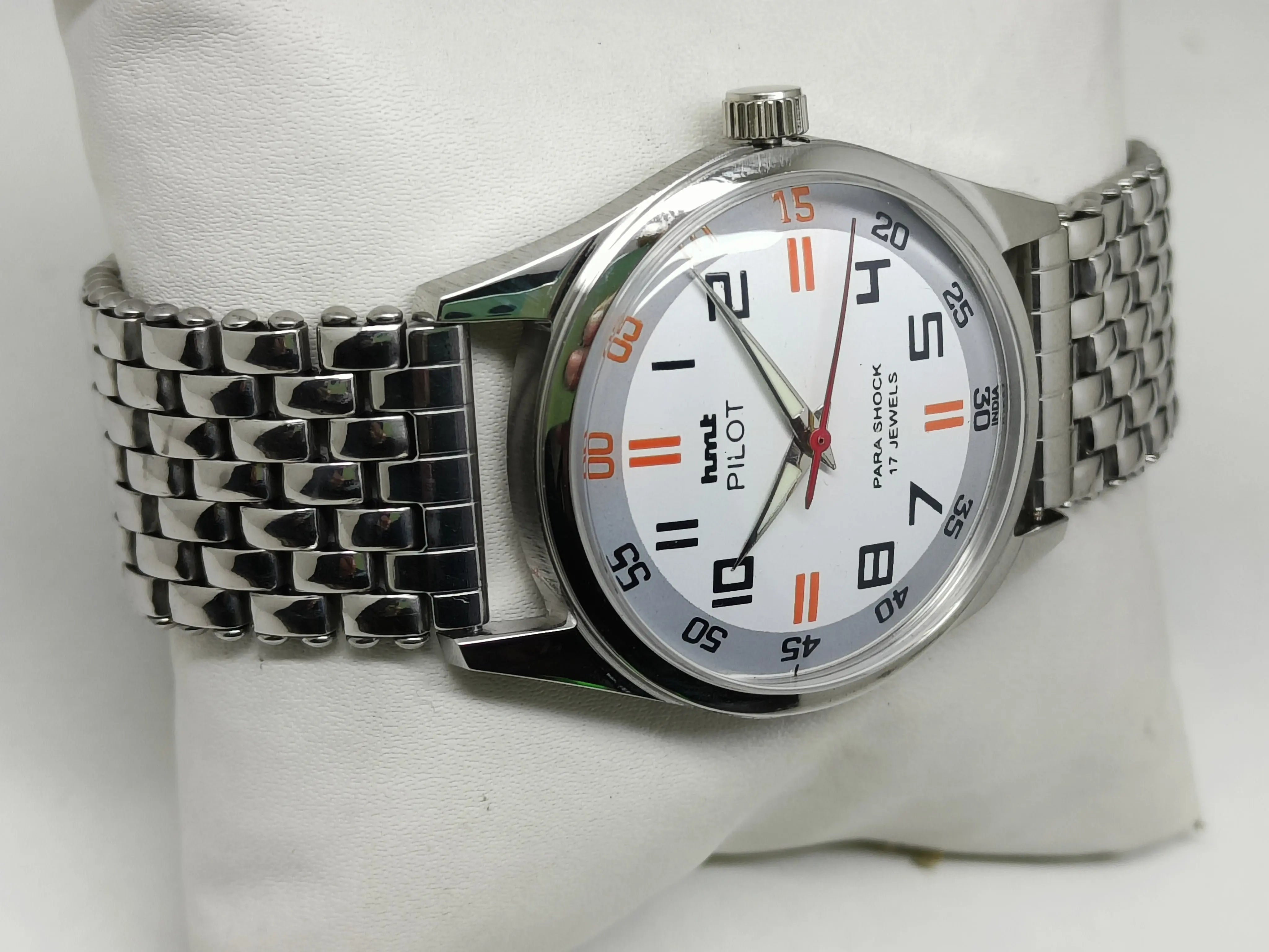 HMT Mechanical Vintage Watch – Refurbished Classic | Original Hand-Winding Timepiece National Watches