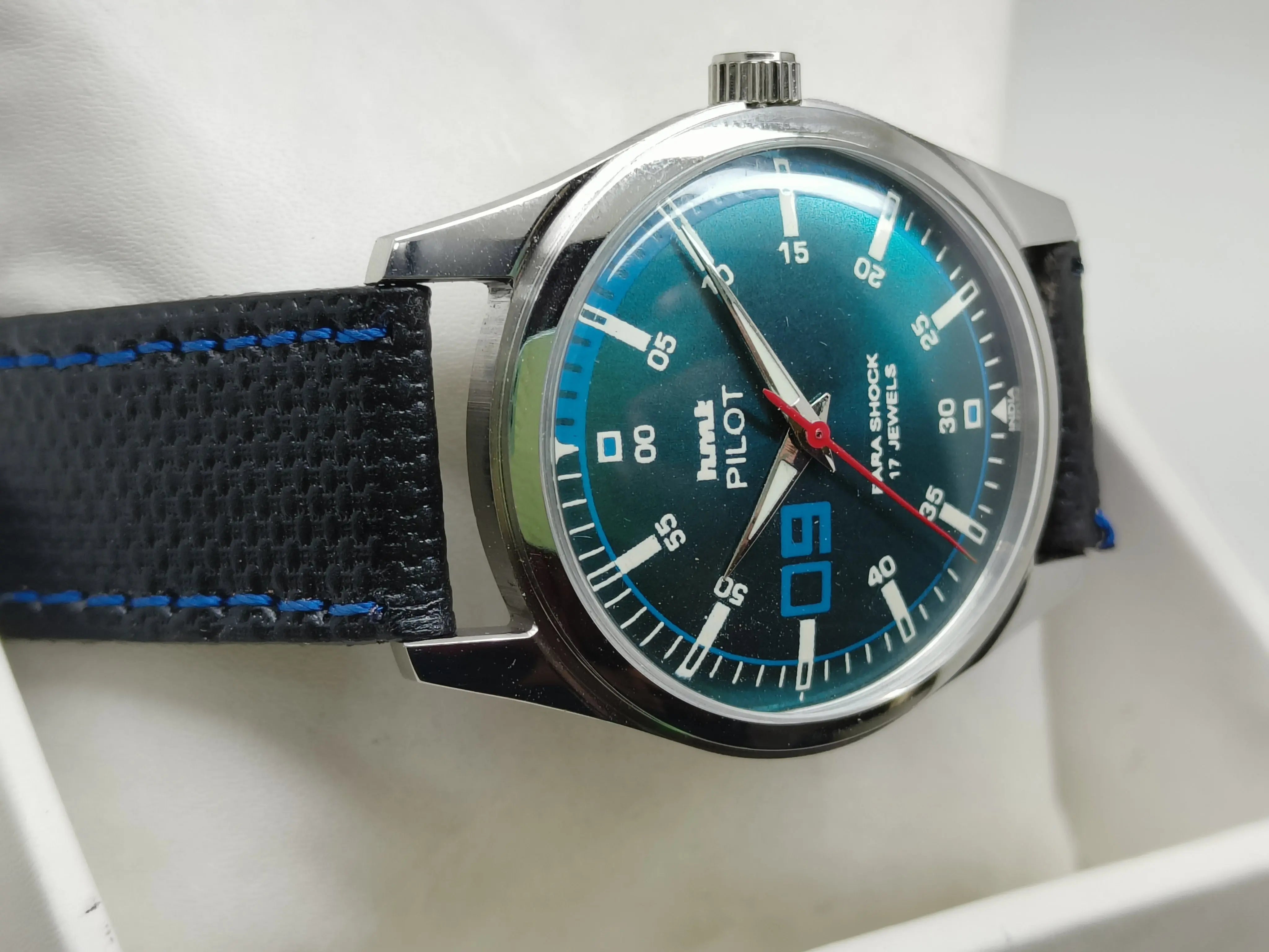 HMT Mechanical Vintage Watch – Refurbished Classic | Original Hand-Winding Timepiece National Watches