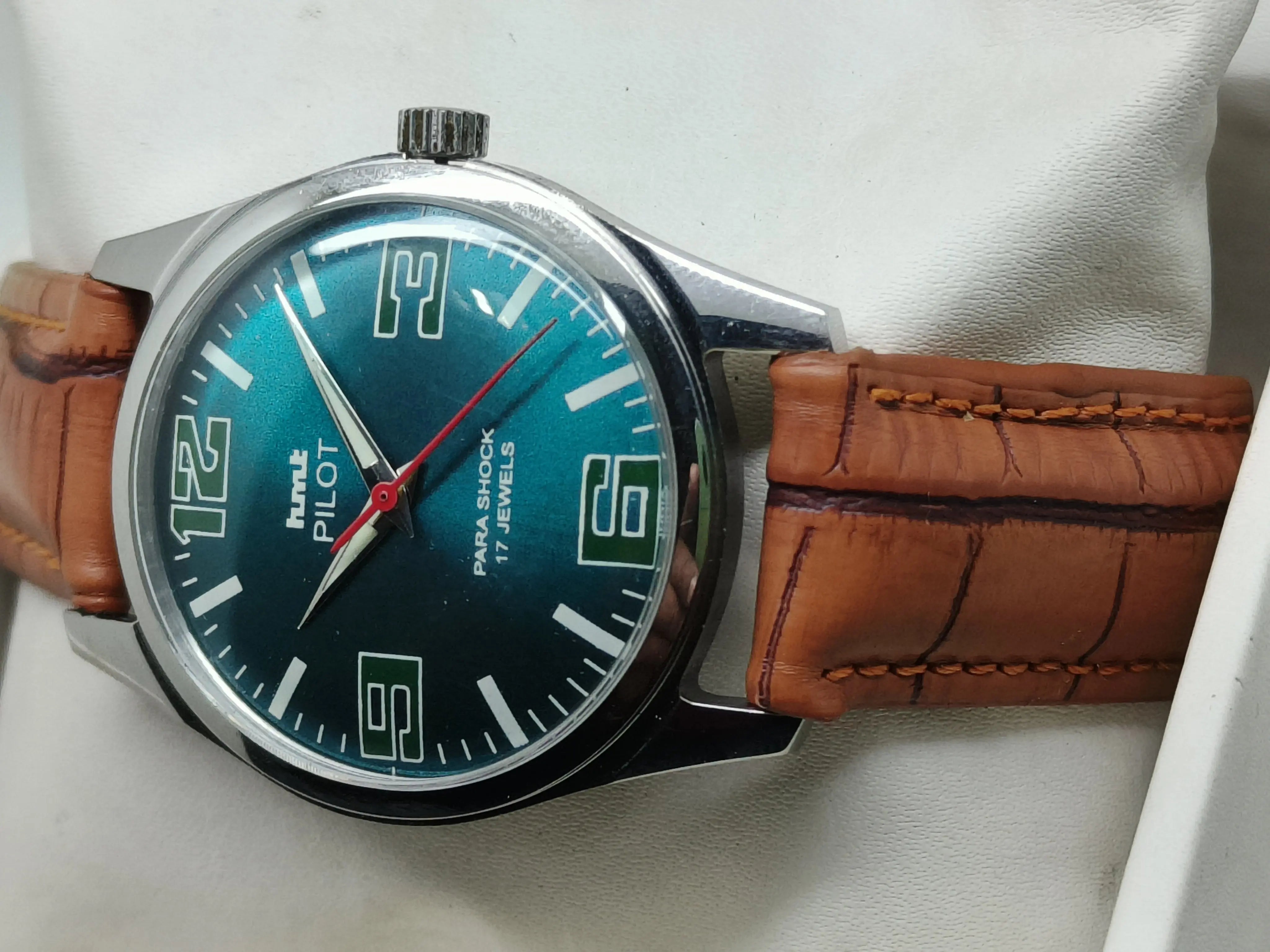 HMT Mechanical Vintage Watch – Refurbished Classic | Original Hand-Winding Timepiece National Watches