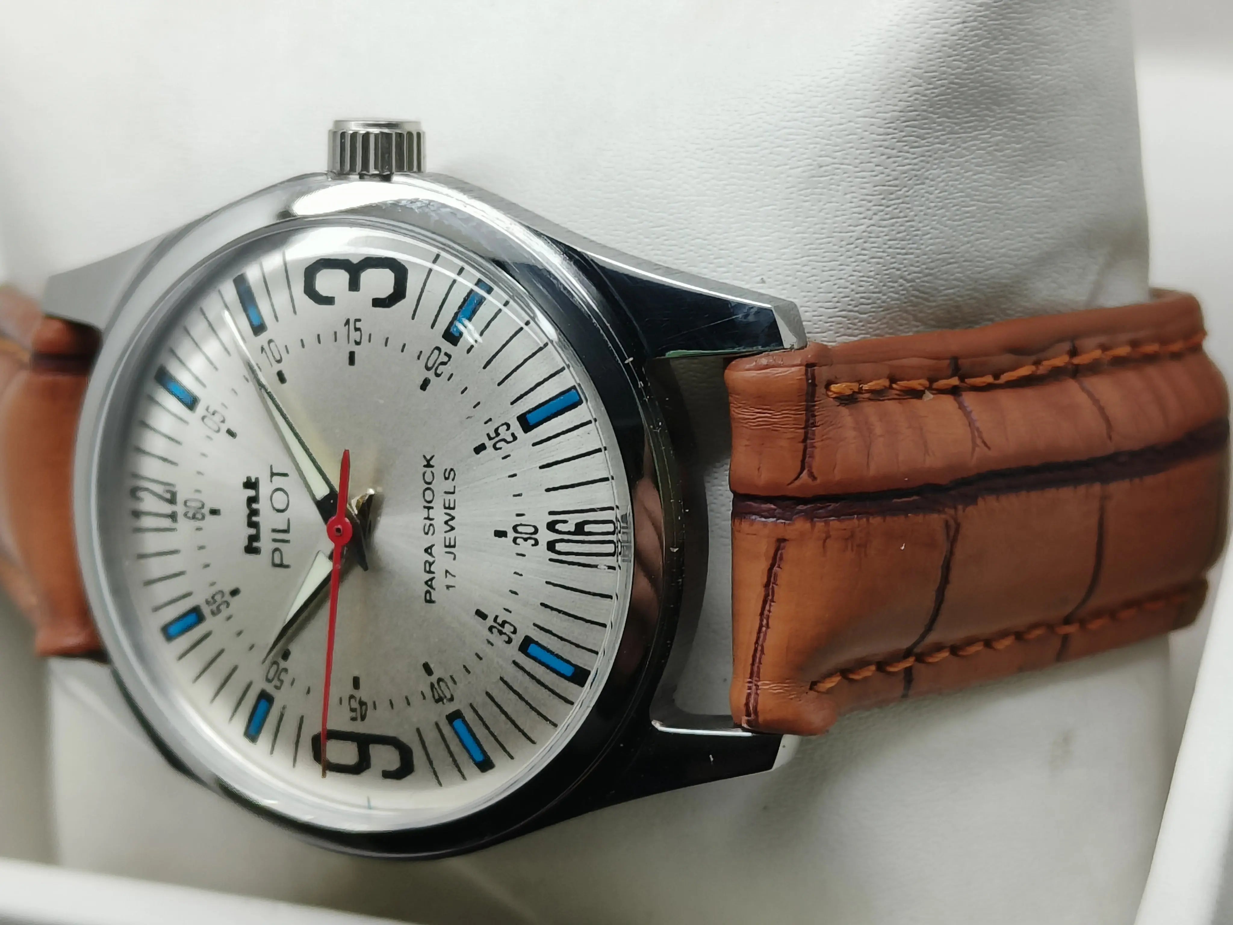 HMT Mechanical Vintage Watch – Refurbished Classic | Original Hand-Winding Timepiece National Watches