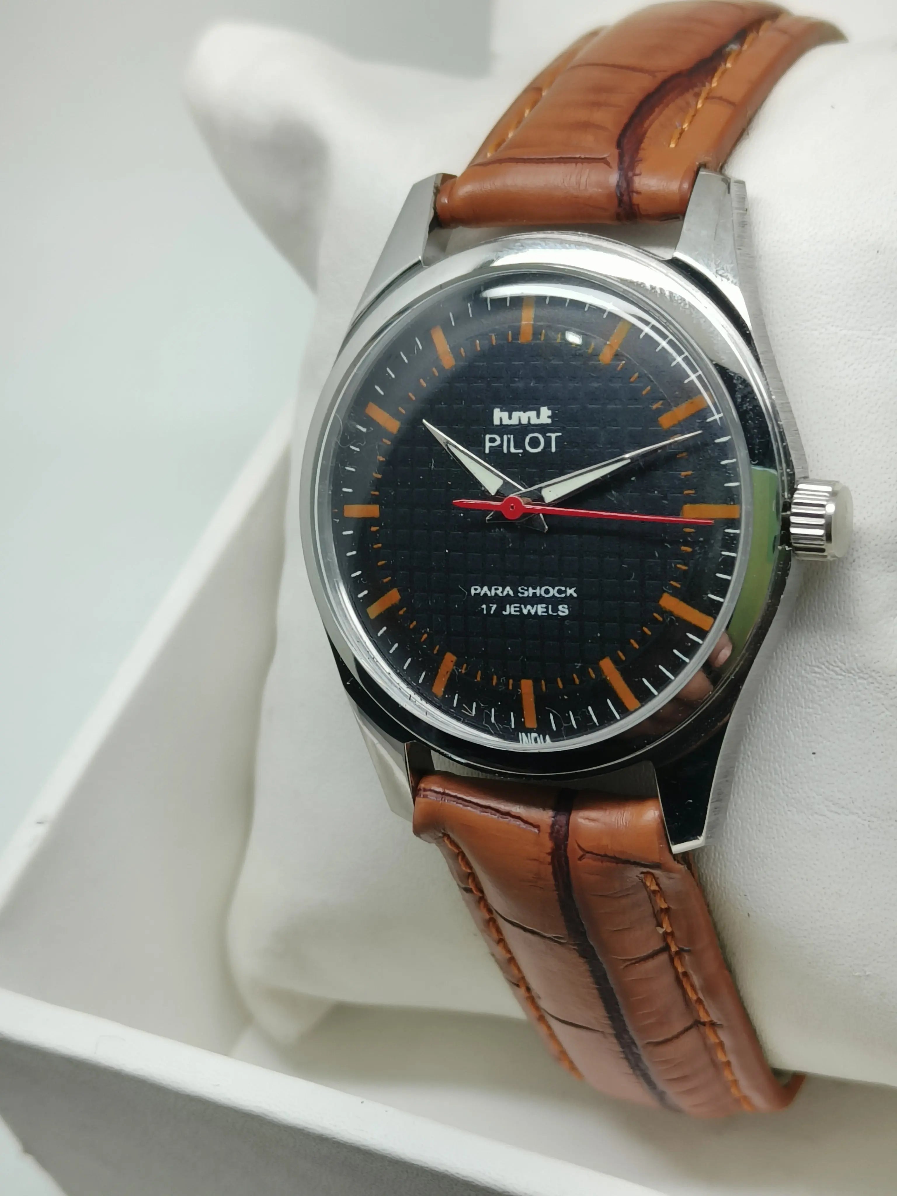HMT Mechanical Vintage Watch – Refurbished Classic | Original Hand-Winding Timepiece National Watches