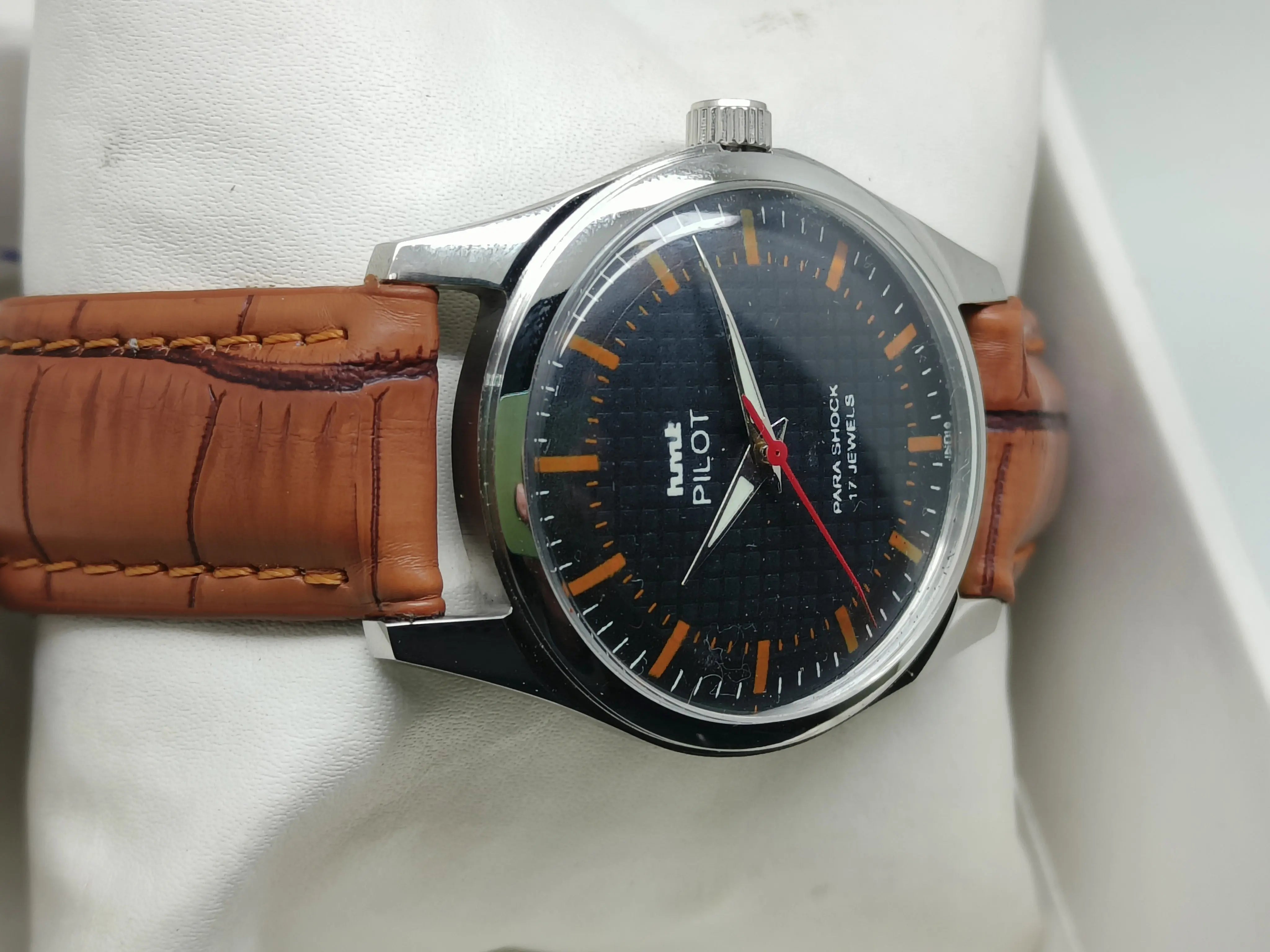 HMT Mechanical Vintage Watch – Refurbished Classic | Original Hand-Winding Timepiece National Watches