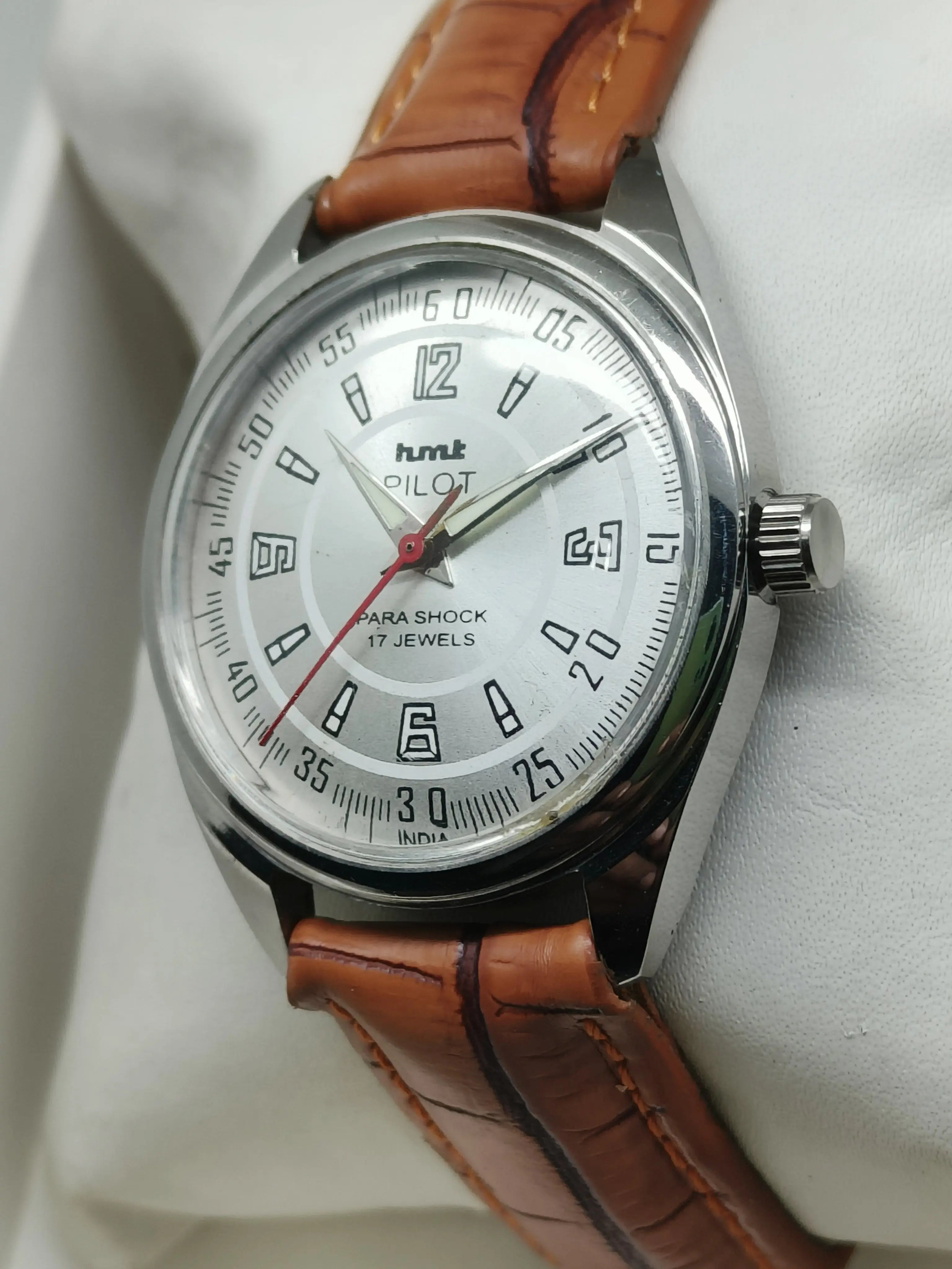 HMT Mechanical Vintage Watch – Refurbished Classic | Original Hand-Winding Timepiece National Watches
