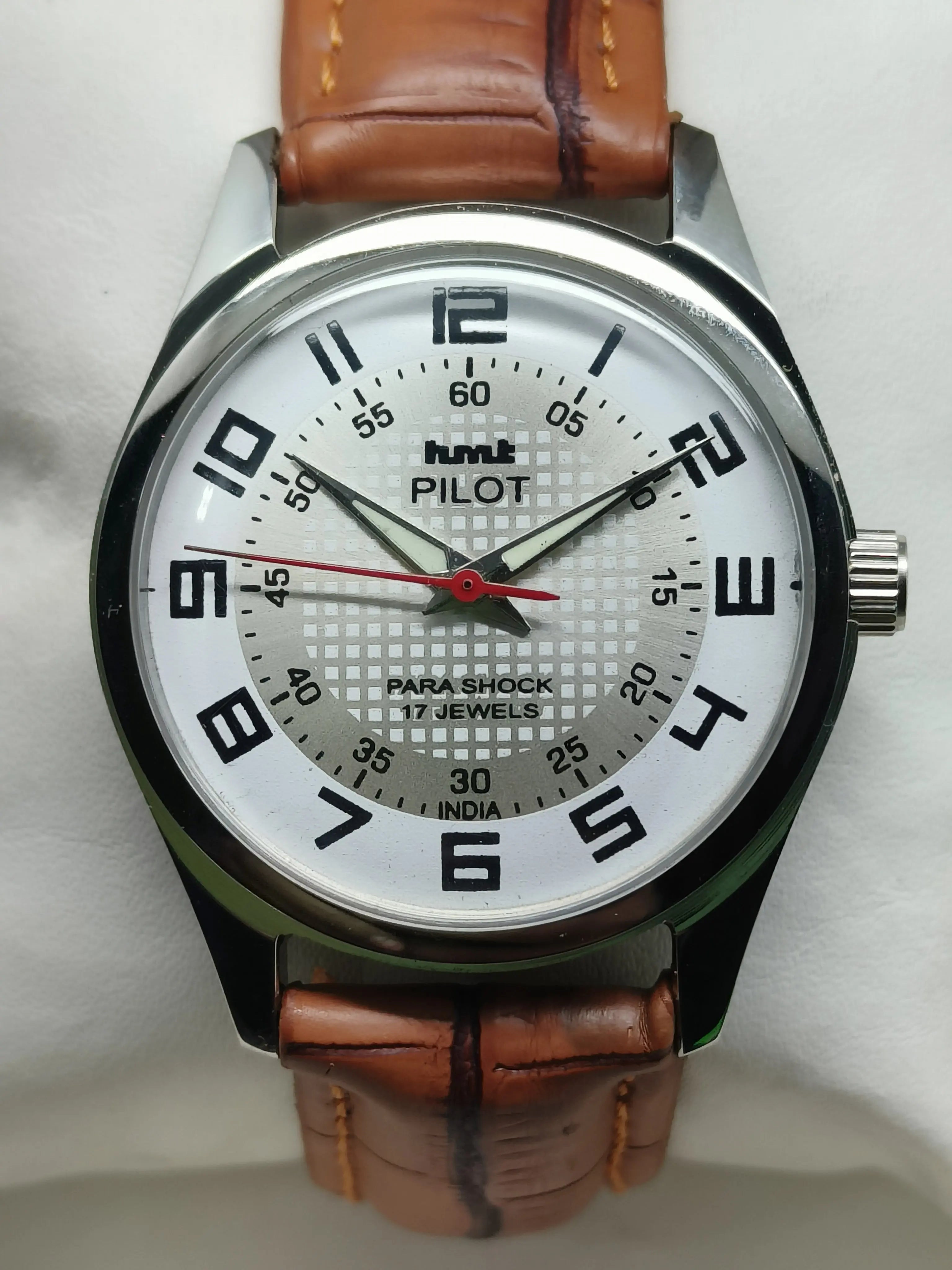 HMT Mechanical Vintage Watch – Refurbished Classic | Original Hand-Winding Timepiece National Watches