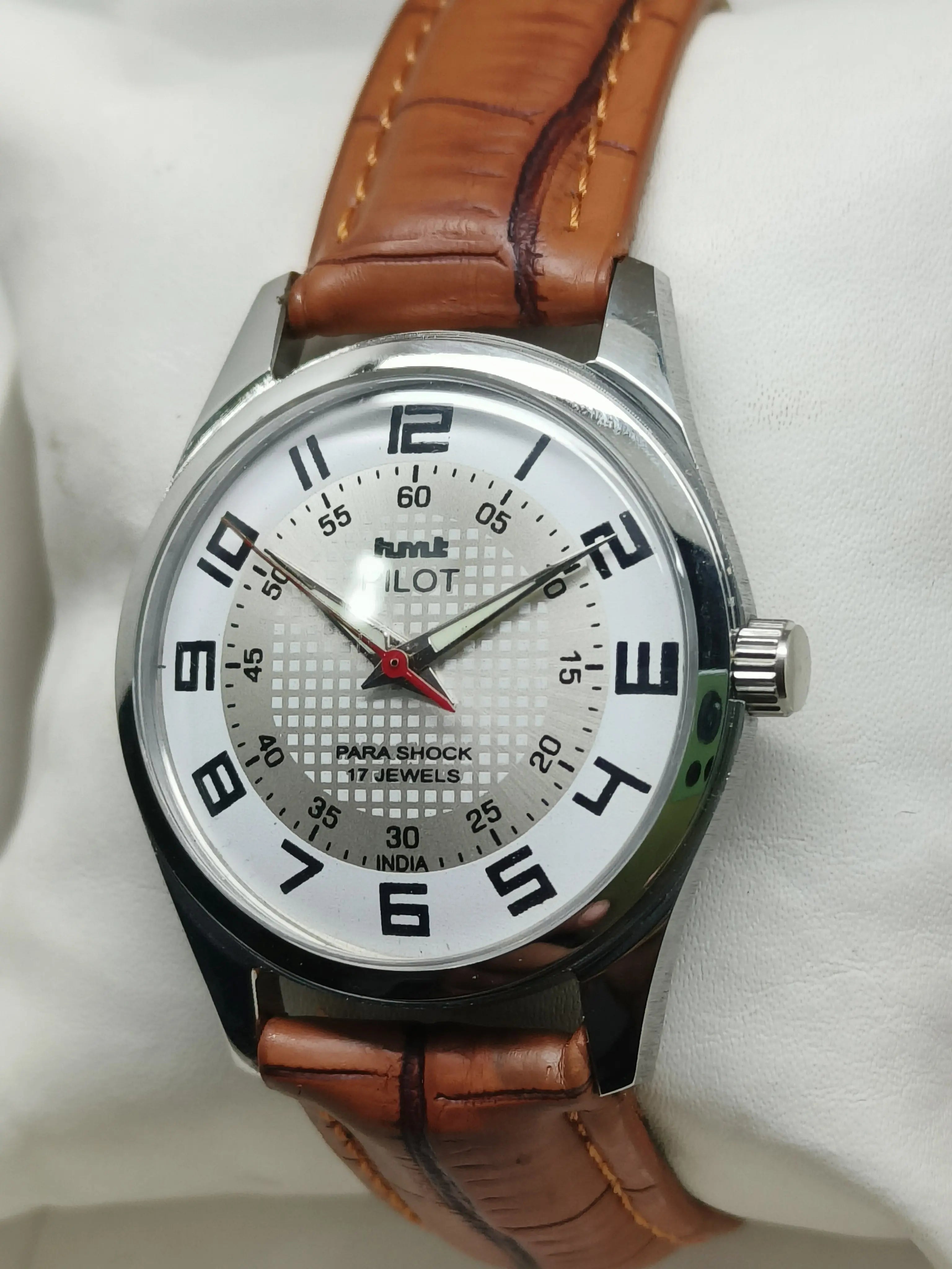 HMT Mechanical Vintage Watch – Refurbished Classic | Original Hand-Winding Timepiece National Watches