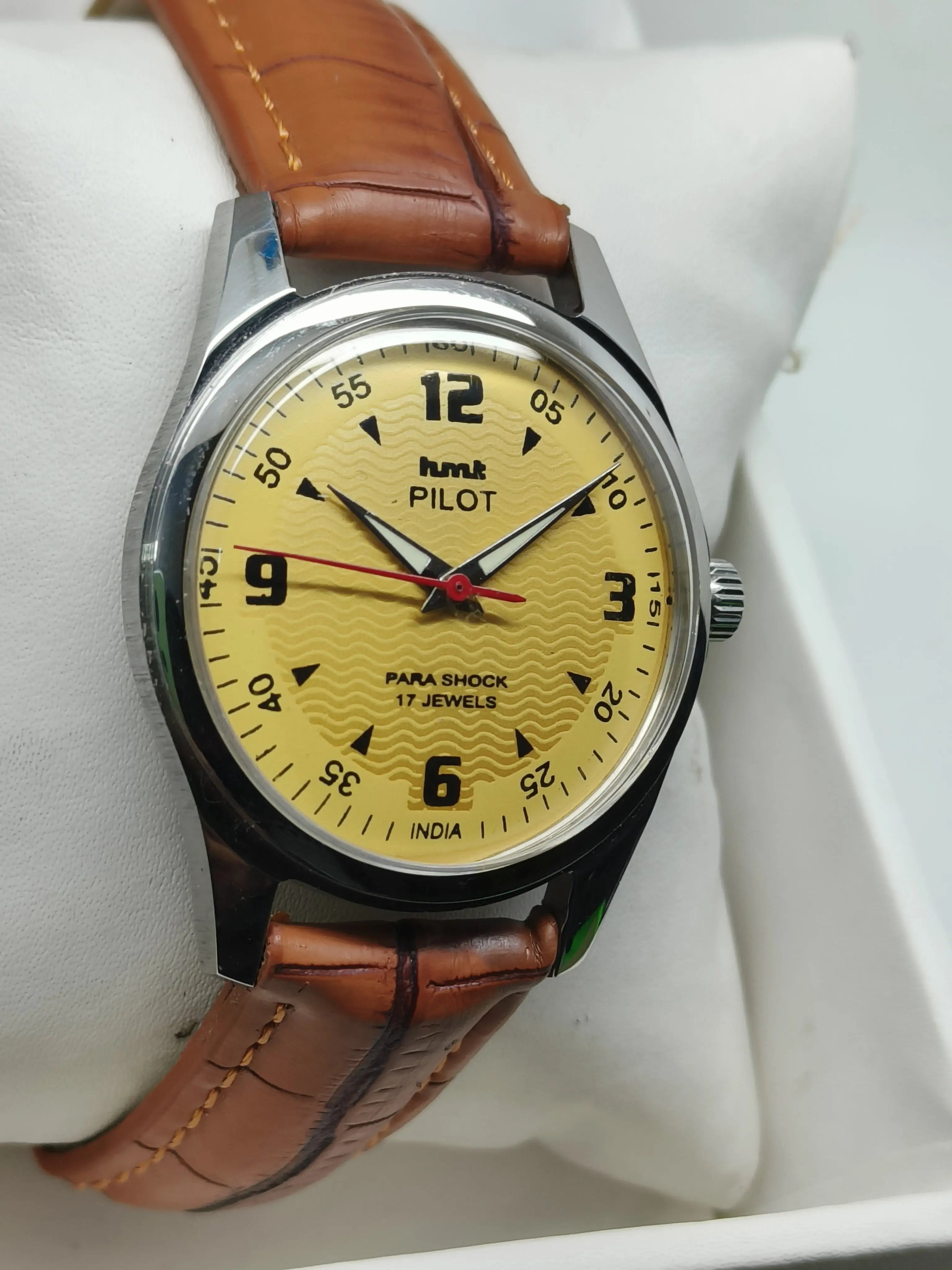 HMT Mechanical Vintage Watch – Refurbished Classic | Original Hand-Winding Timepiece National Watches