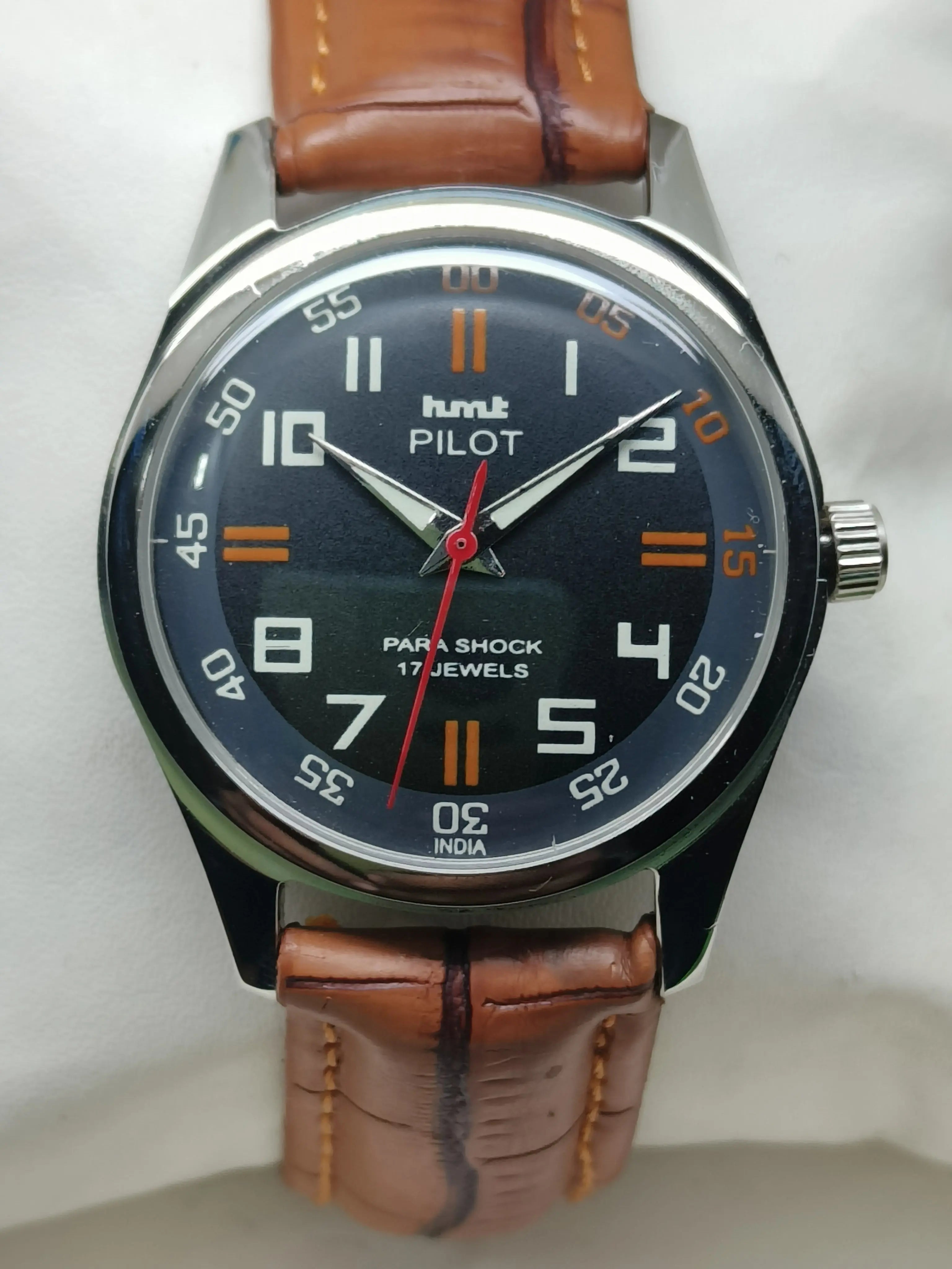 HMT Mechanical Vintage Watch – Refurbished Classic | Original Hand-Winding Timepiece National Watches