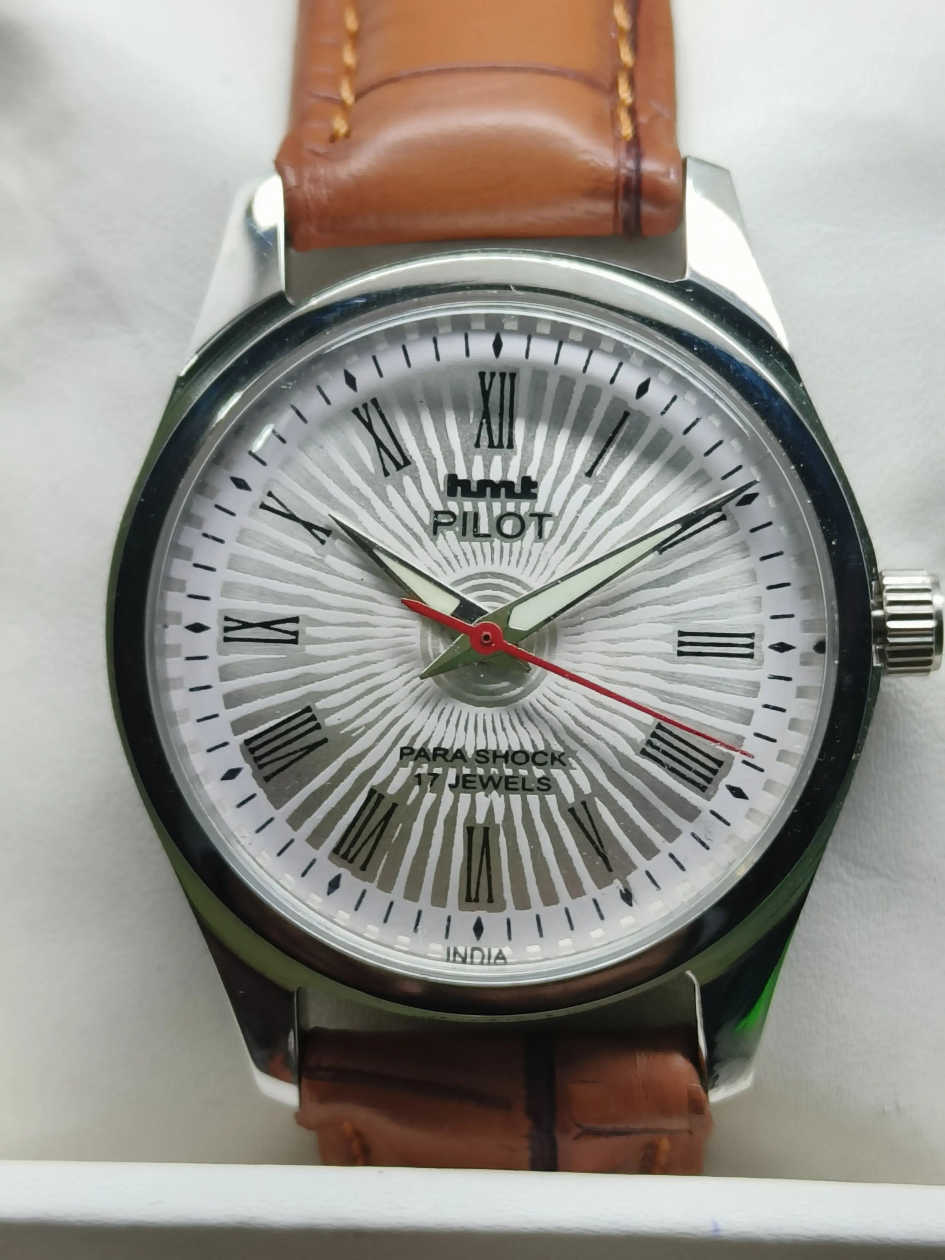 HMT Mechanical Vintage Watch โ Refurbished Classic | Original Hand-Winding Timepiece National Watches