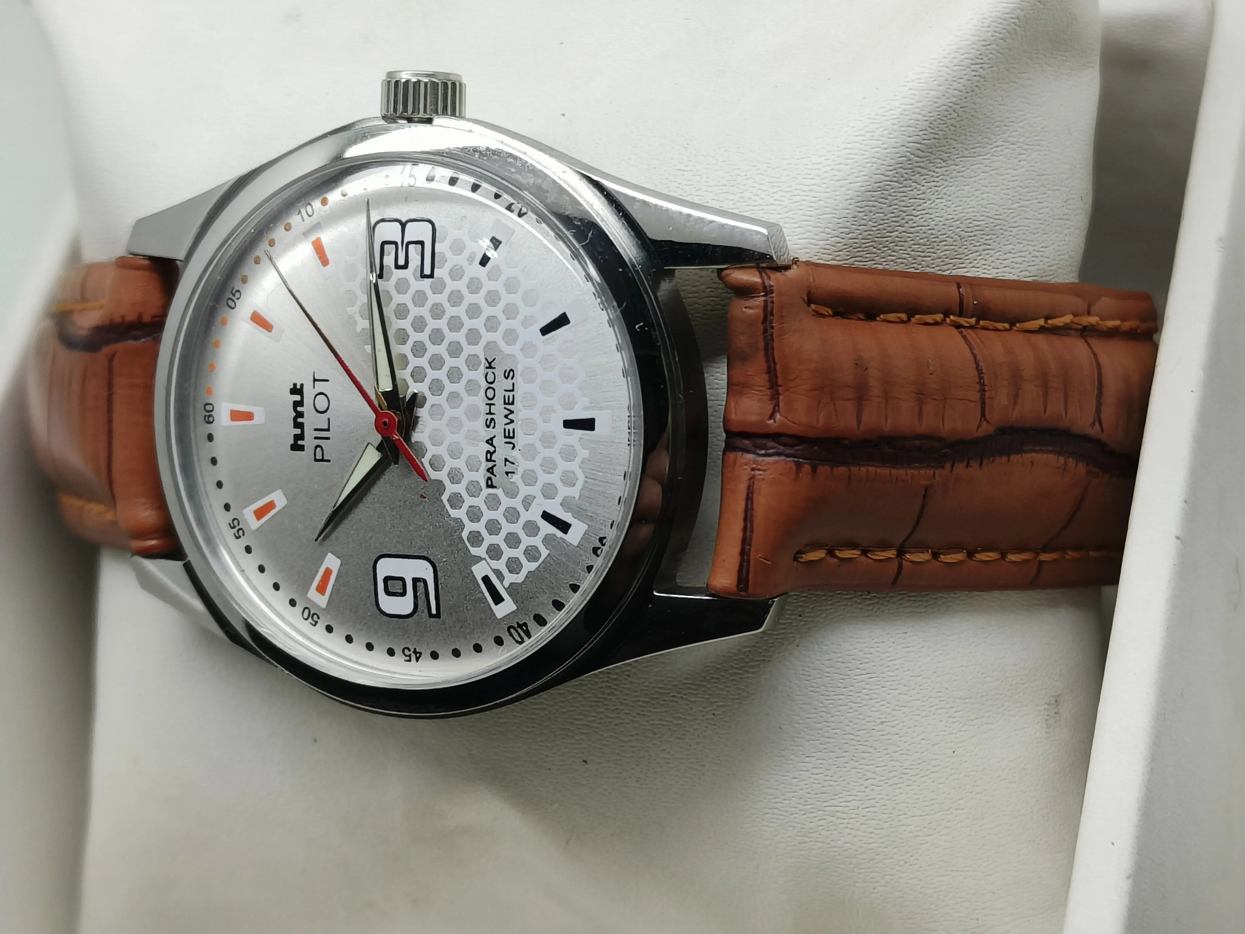 HMT Mechanical Vintage Watch – Refurbished Classic | Original Hand-Winding Timepiece National Watches