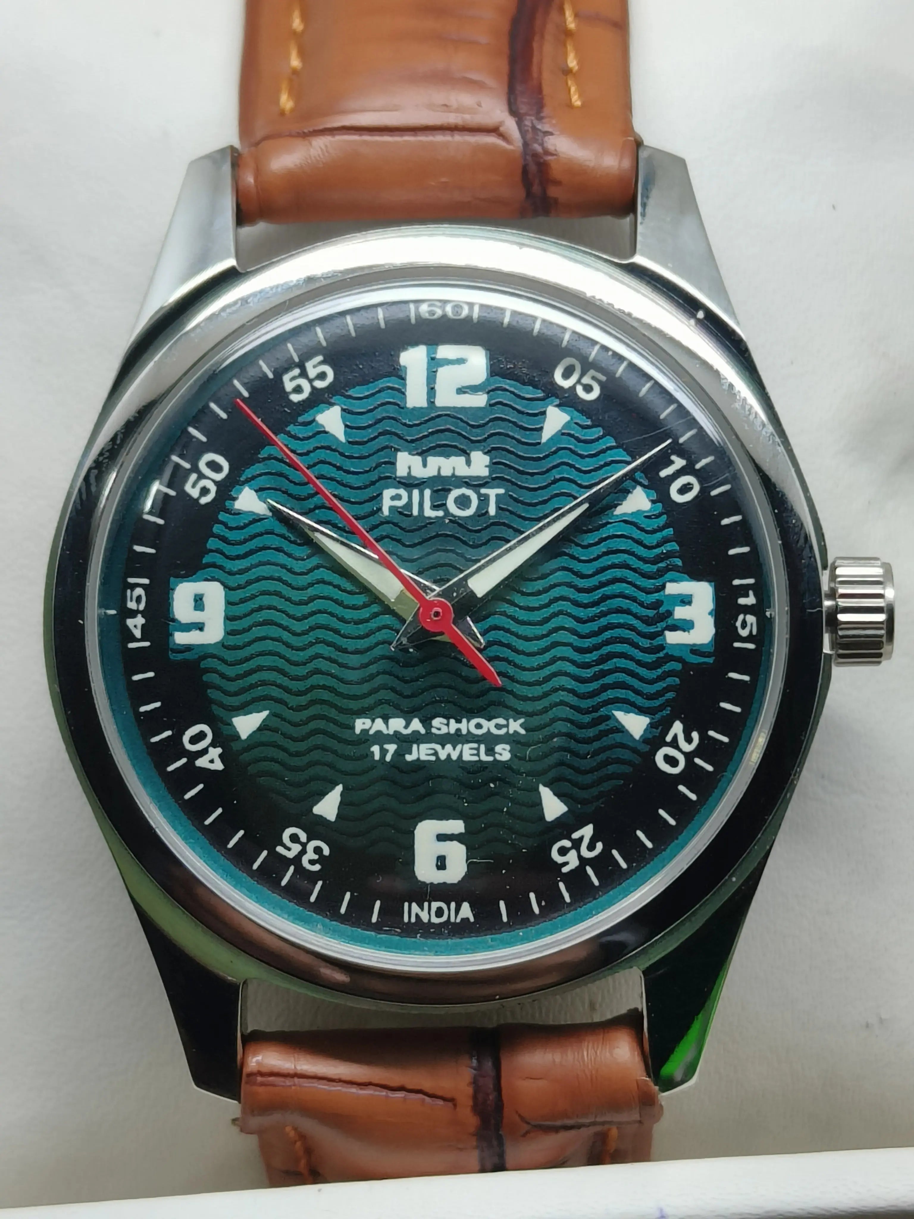 HMT Mechanical Vintage Watch – Refurbished Classic | Original Hand-Winding Timepiece National Watches