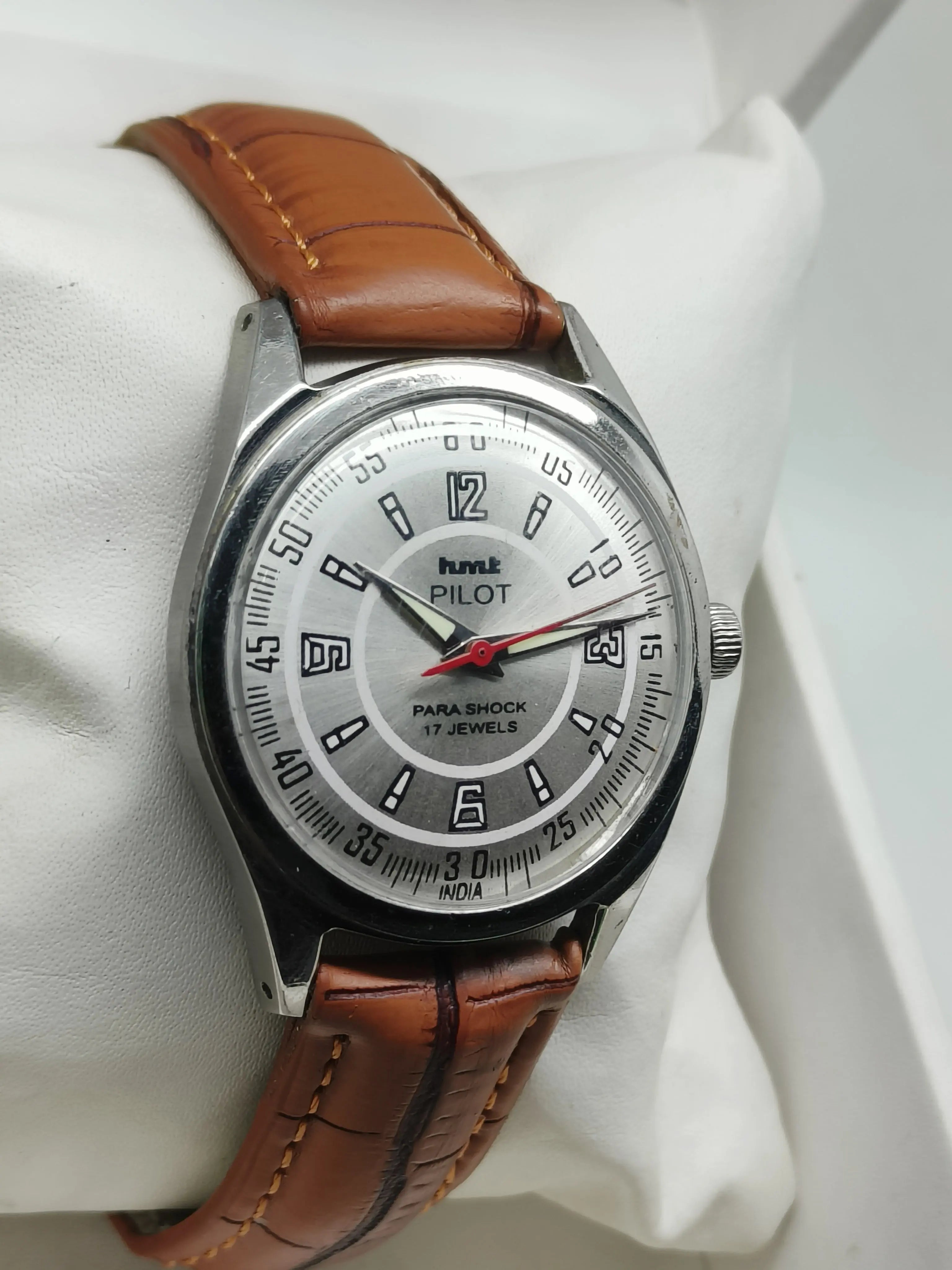 HMT Mechanical Vintage Watch – Refurbished Classic | Original Hand-Winding Timepiece National Watches