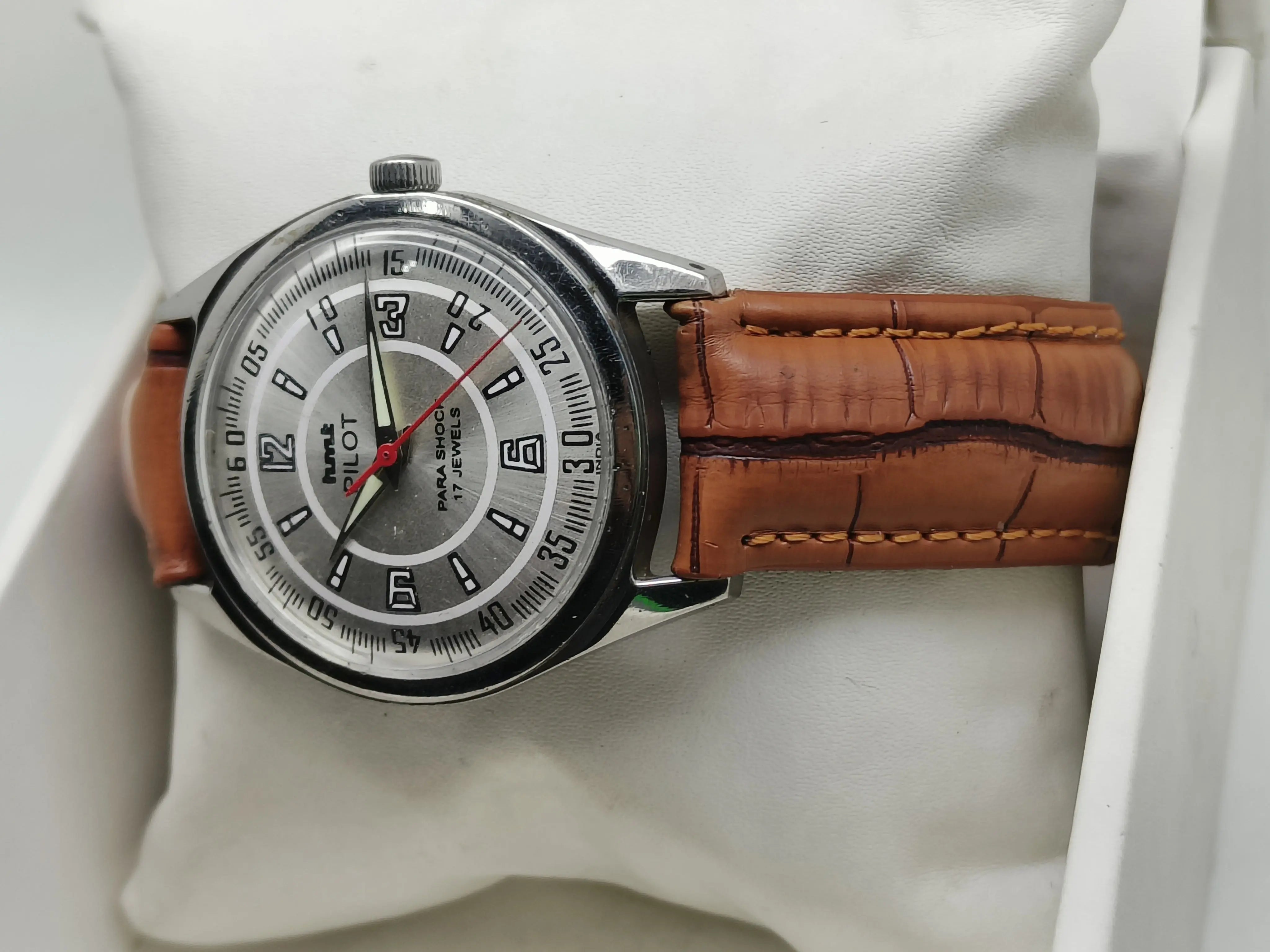 HMT Mechanical Vintage Watch – Refurbished Classic | Original Hand-Winding Timepiece National Watches
