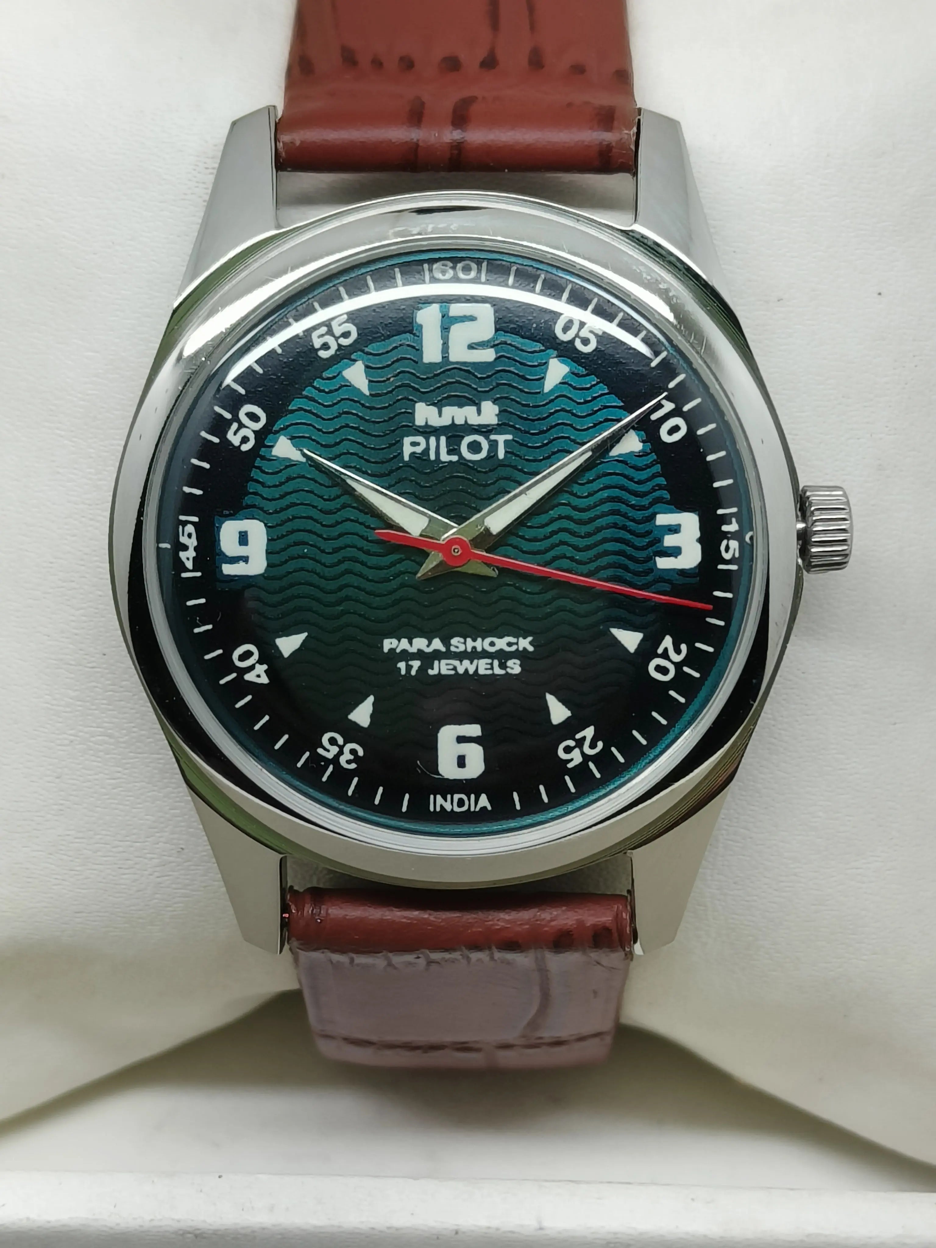 HMT Mechanical Vintage Watch – Refurbished Classic | Original Hand-Winding Timepiece National Watches