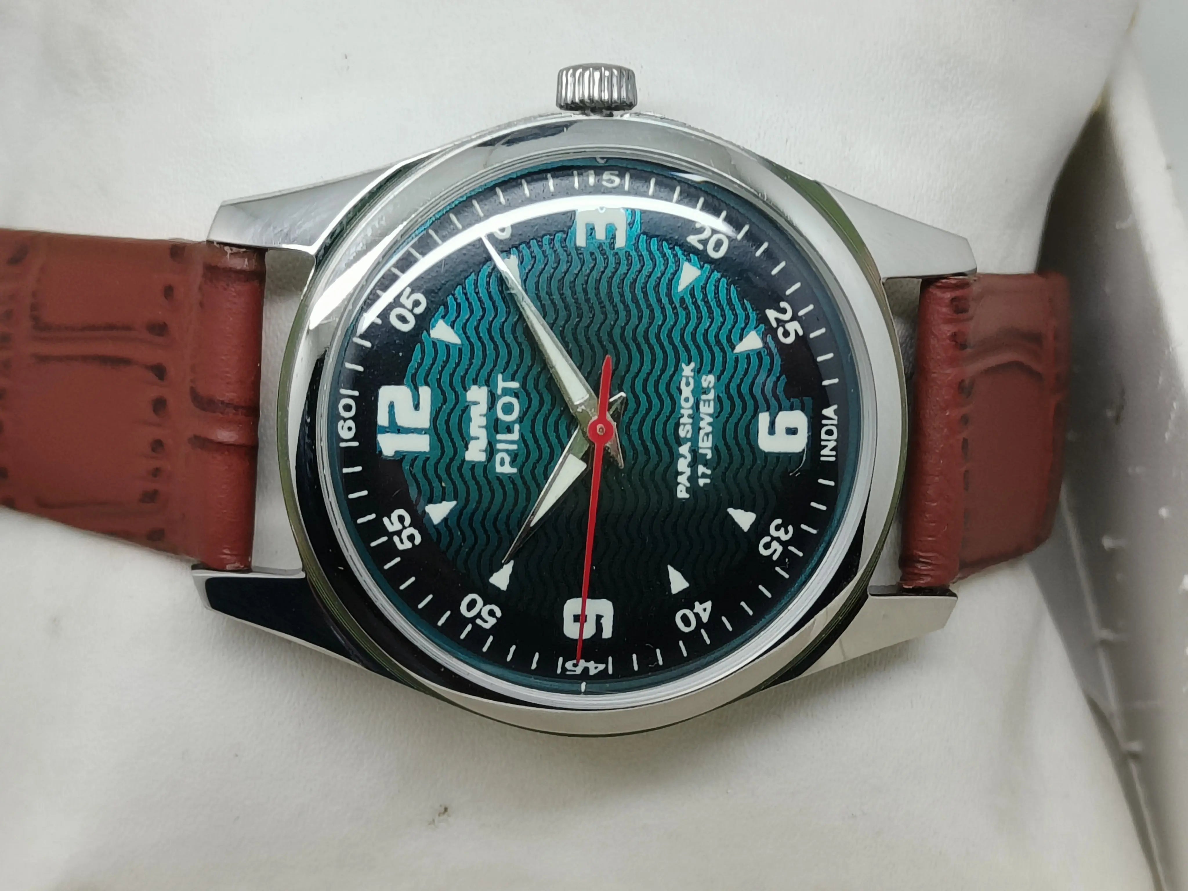 HMT Mechanical Vintage Watch – Refurbished Classic | Original Hand-Winding Timepiece National Watches