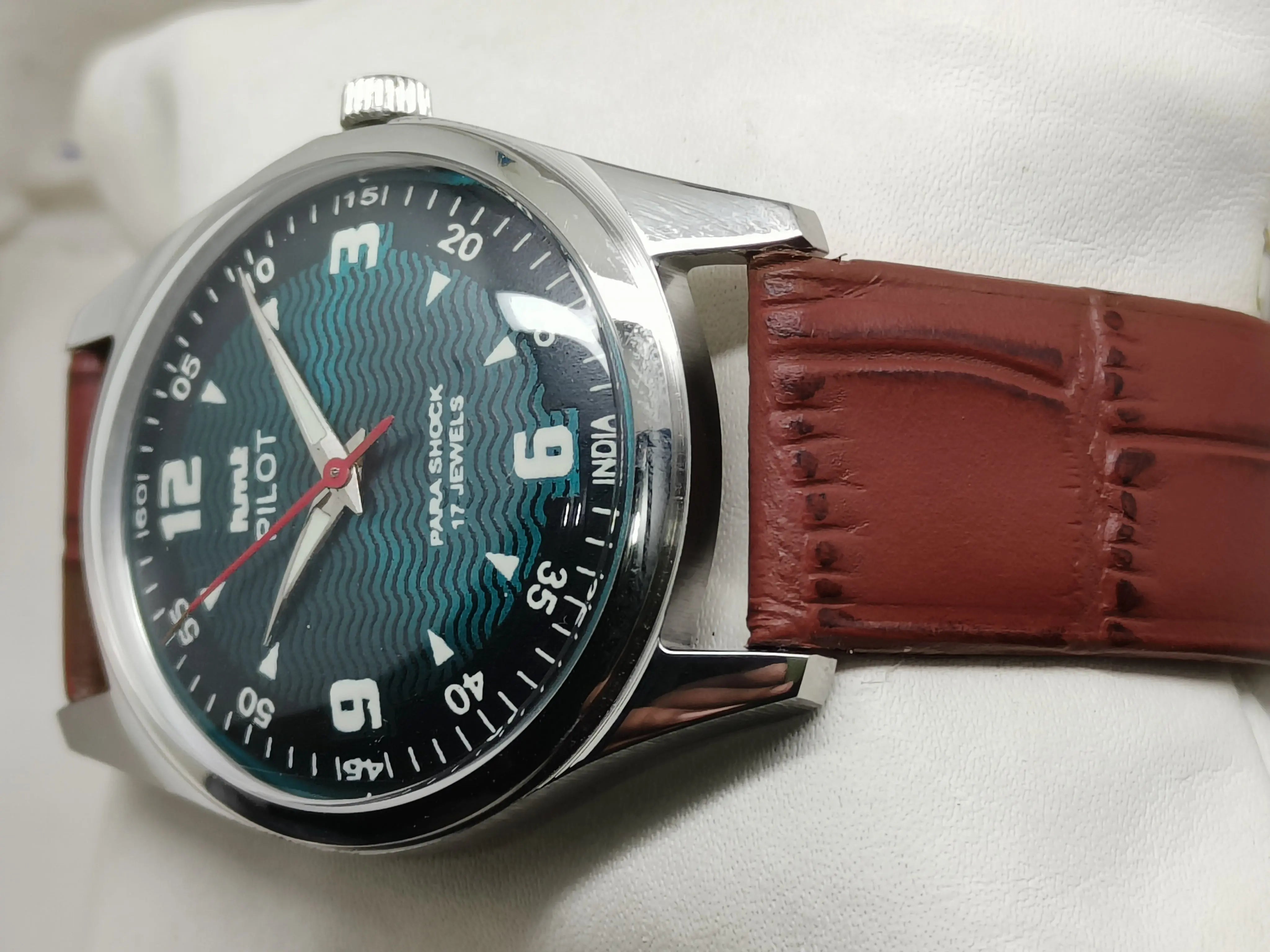 HMT Mechanical Vintage Watch – Refurbished Classic | Original Hand-Winding Timepiece National Watches
