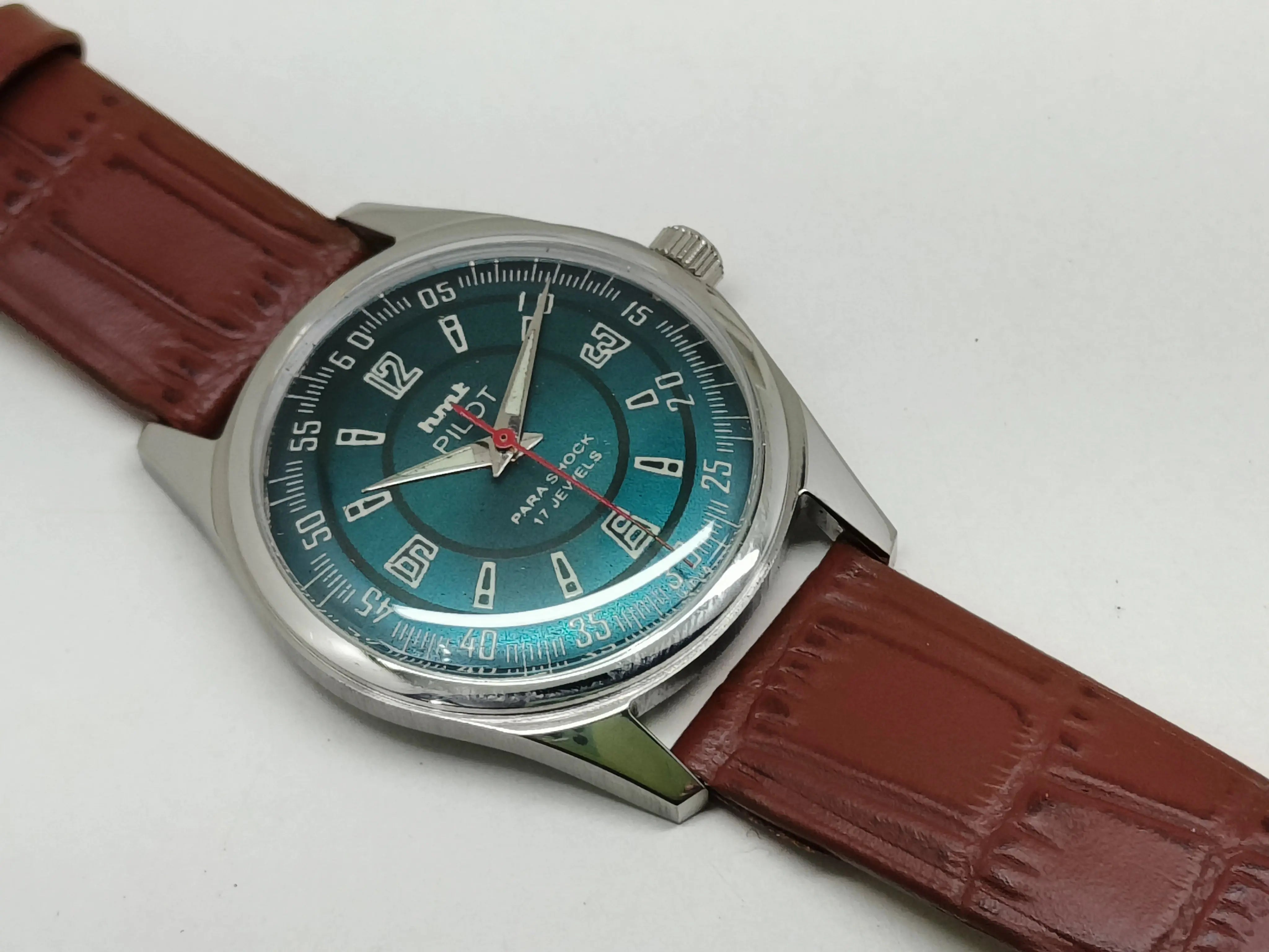 HMT Mechanical Vintage Watch – Refurbished Classic | Original Hand-Winding Timepiece National Watches
