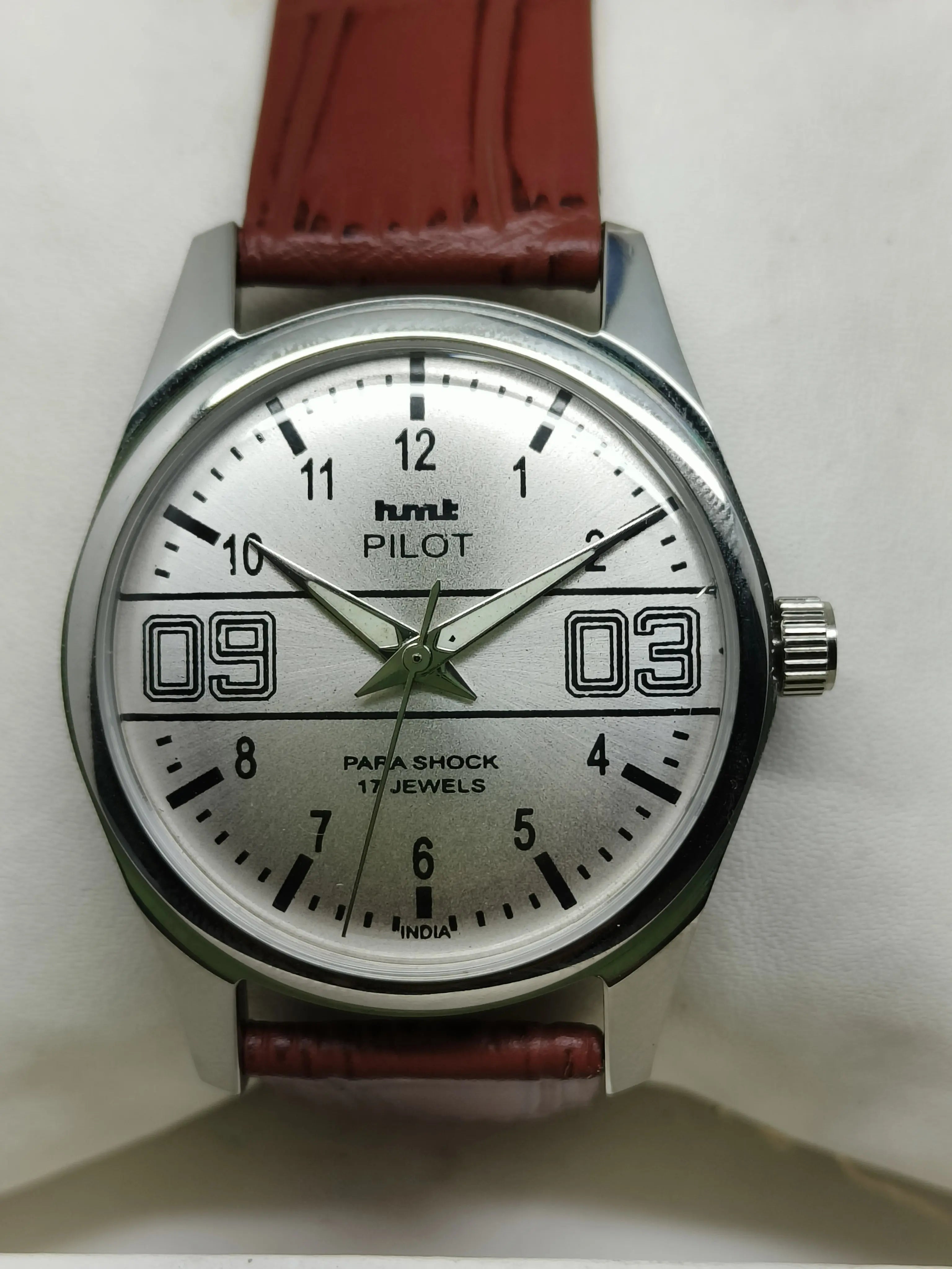 HMT Mechanical Vintage Watch – Refurbished Classic | Original Hand-Winding Timepiece National Watches