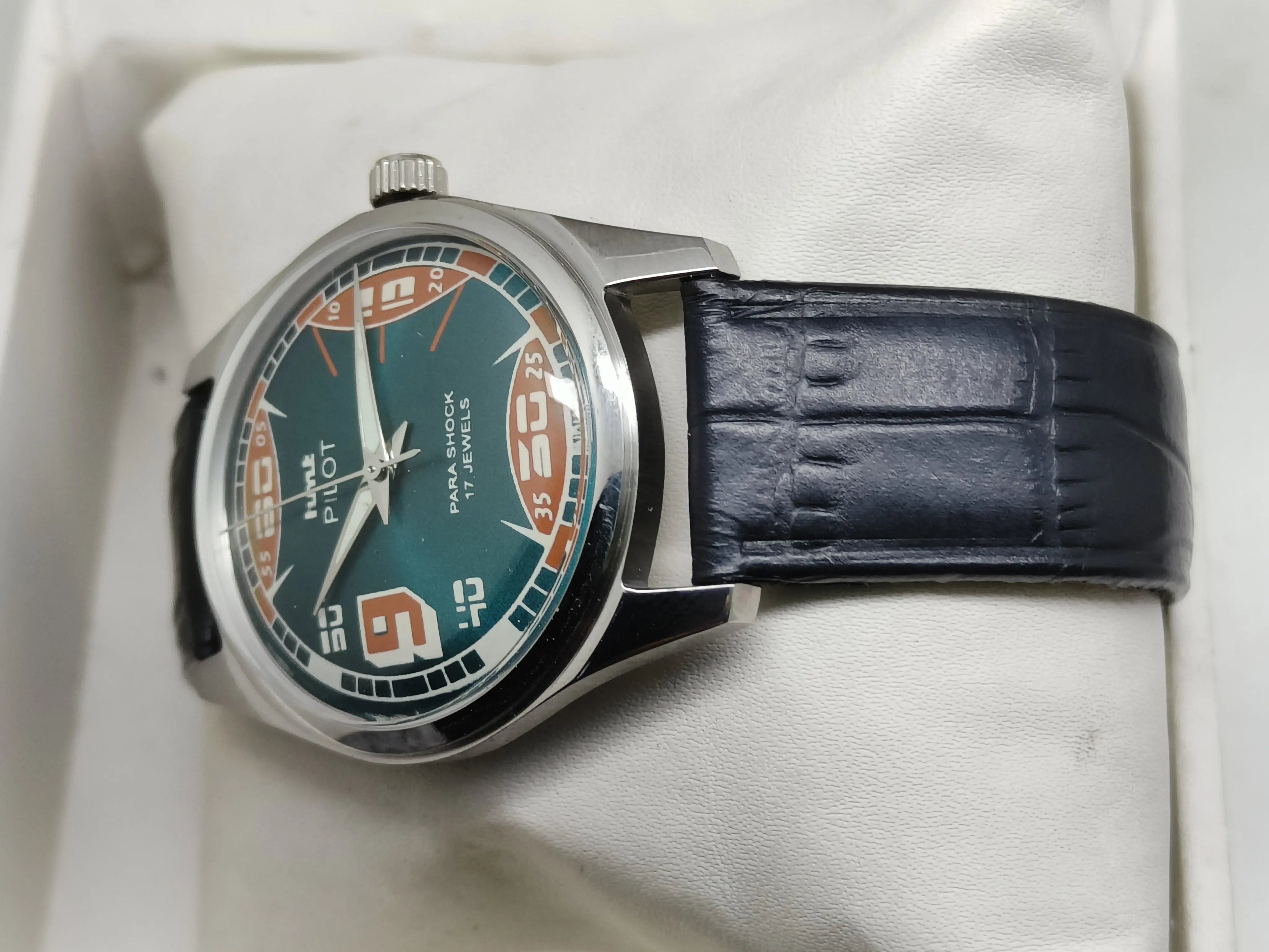 HMT Mechanical Vintage Watch – Refurbished Classic | Original Hand-Winding Timepiece National Watches