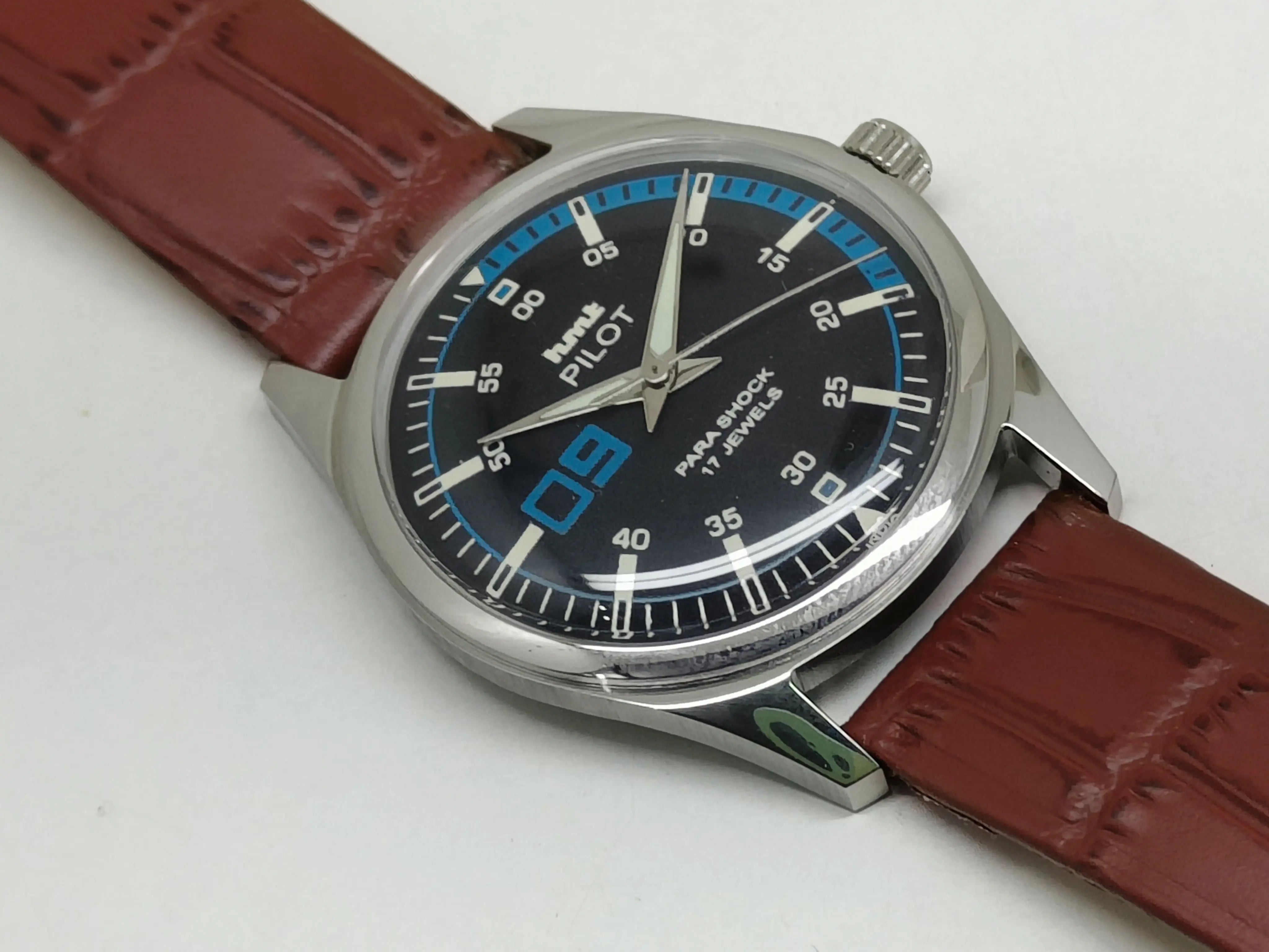 HMT Mechanical Vintage Watch – Refurbished Classic | Original Hand-Winding Timepiece National Watches