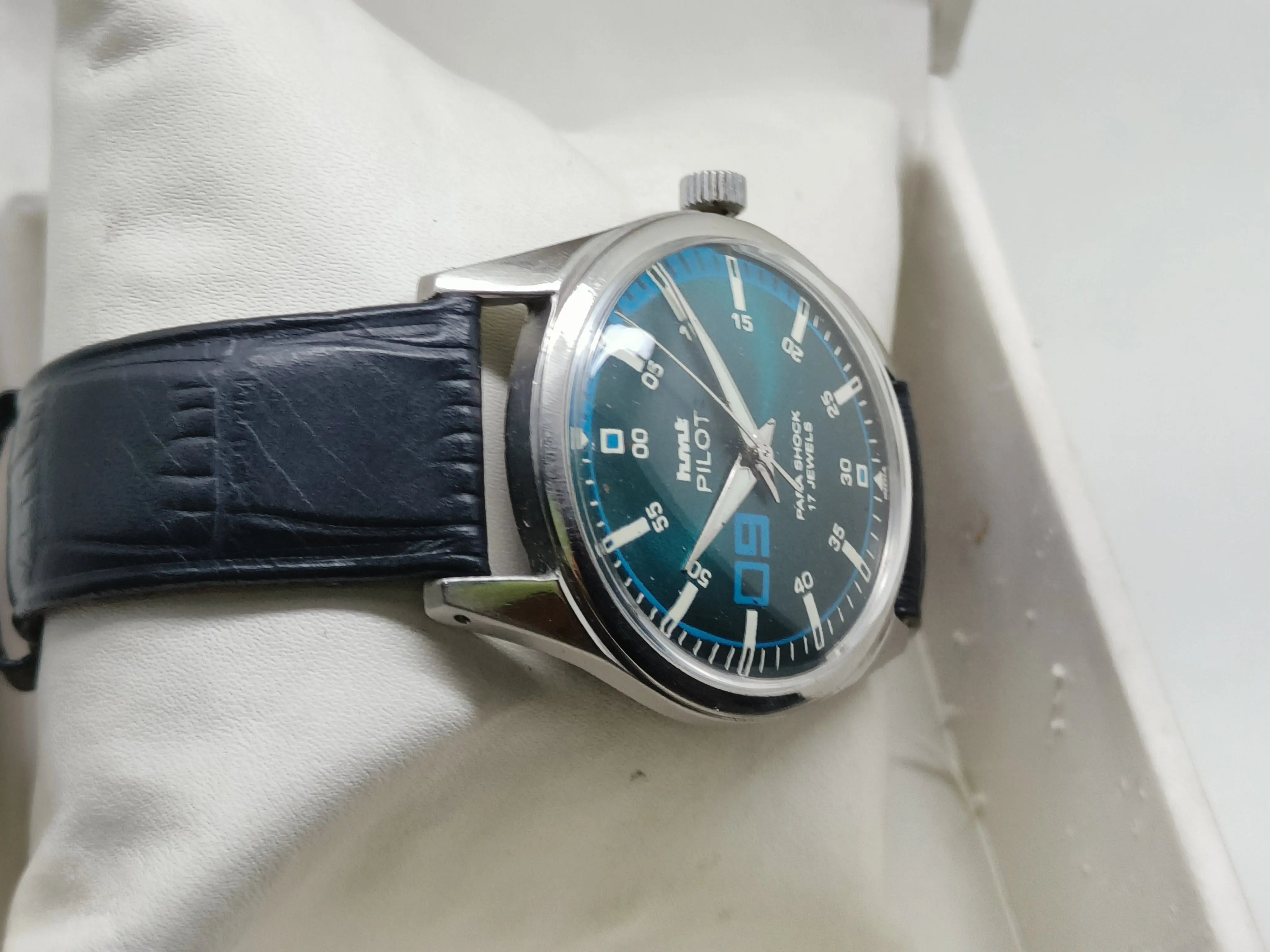 HMT Mechanical Vintage Watch – Refurbished Classic | Original Hand-Winding Timepiece National Watches